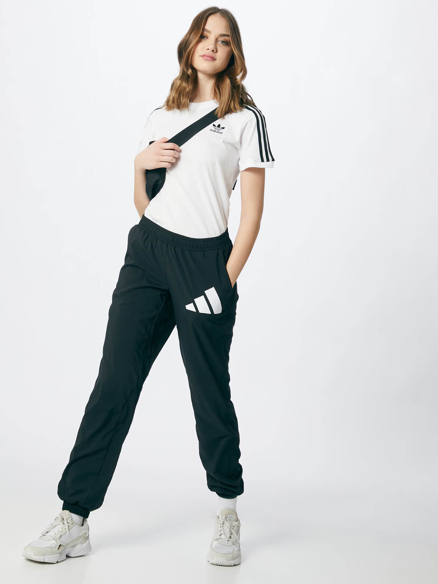 ADIDAS ORIGINALS Tricou 'Adicolor Classics 3-Stripes' negru / alb - Pled.ro