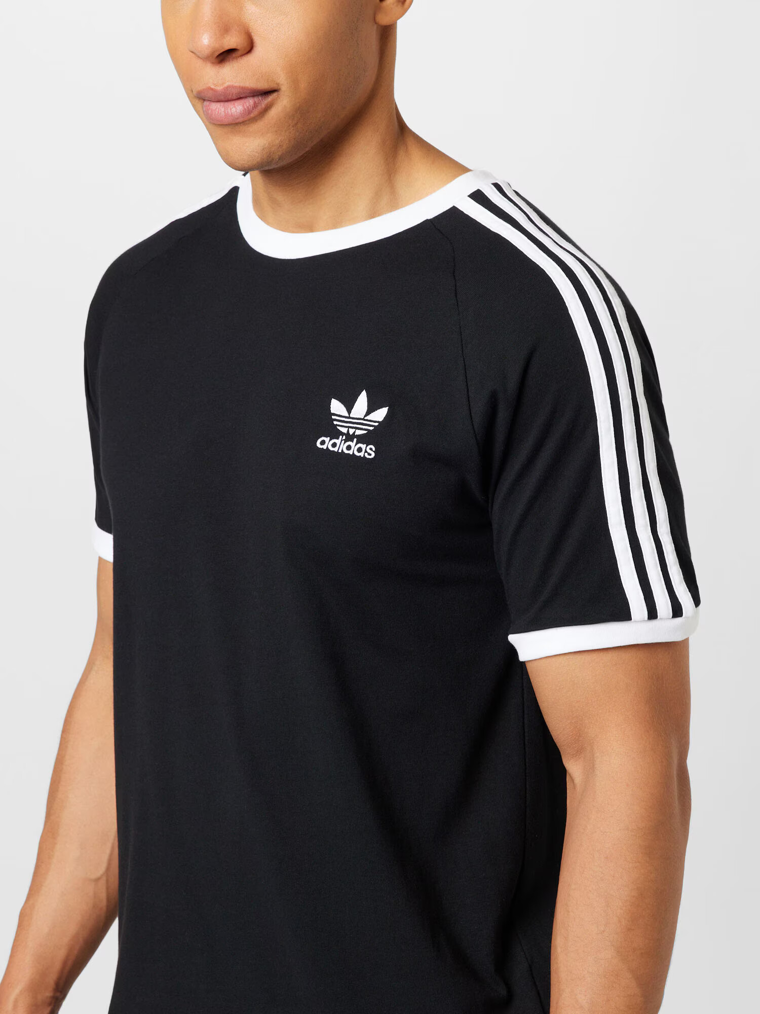 ADIDAS ORIGINALS Tricou 'Adicolor Classics' negru / alb - Pled.ro