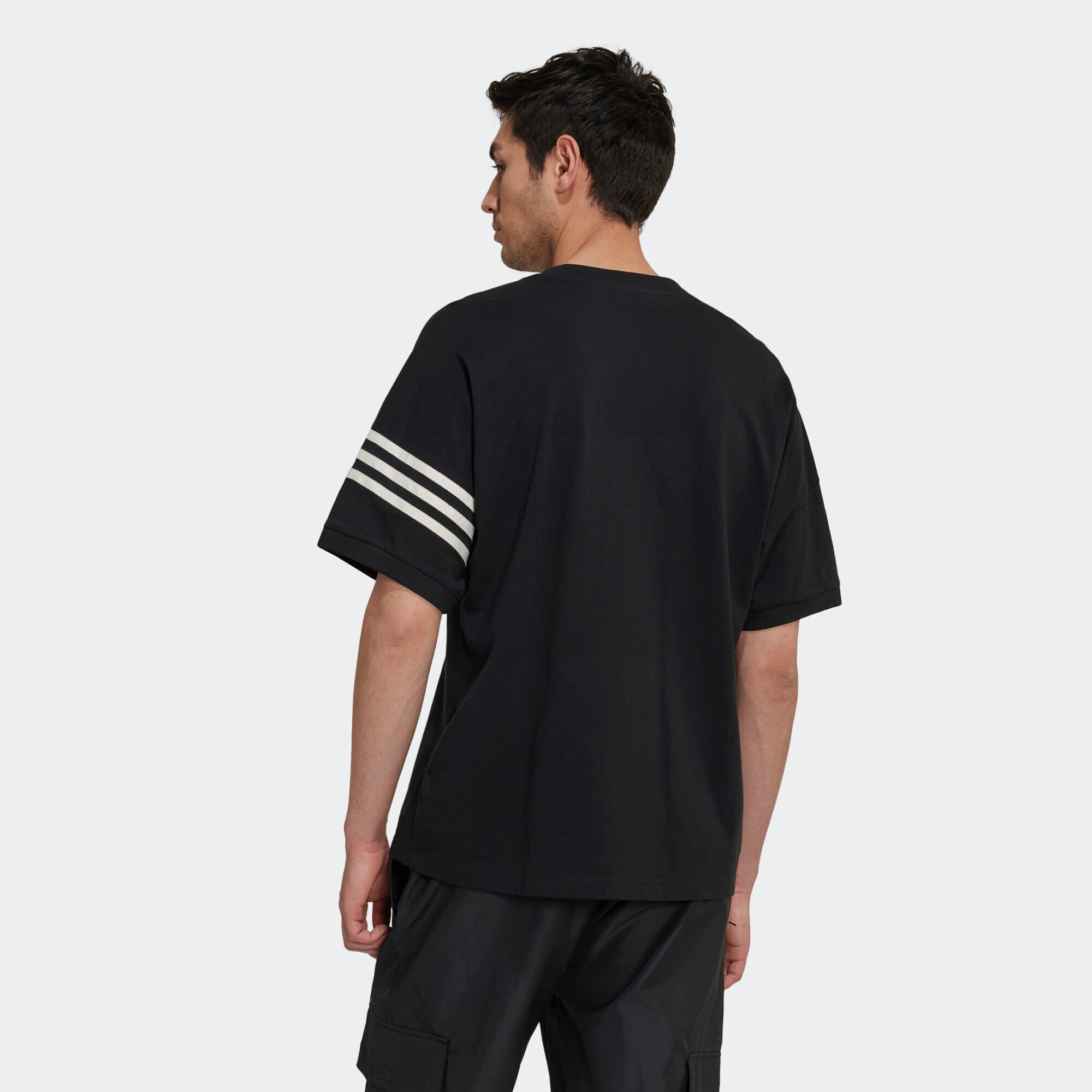 ADIDAS ORIGINALS Tricou 'Adicolor Neuclassics' negru / alb - Pled.ro