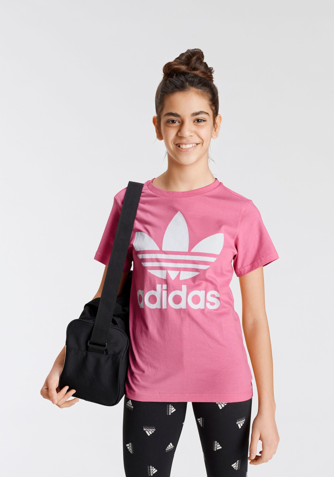 ADIDAS ORIGINALS Tricou 'Trefoil' roz deschis / alb - Pled.ro