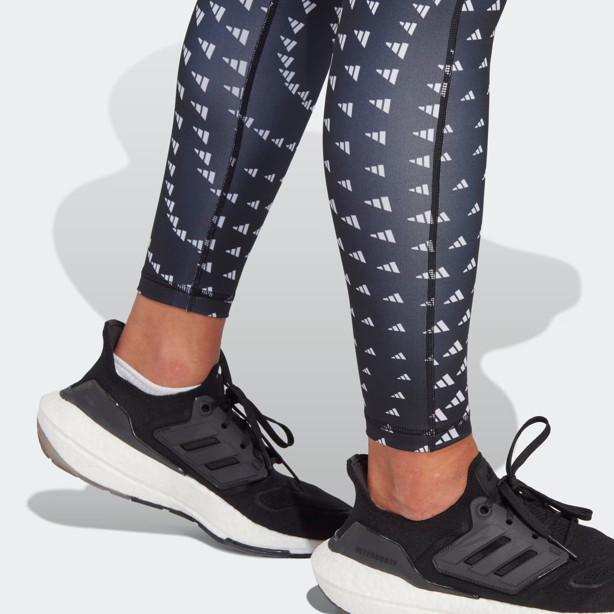 ADIDAS PERFORMANCE Pantaloni sport 'Essentials Brand Love' bleumarin / alb - Pled.ro