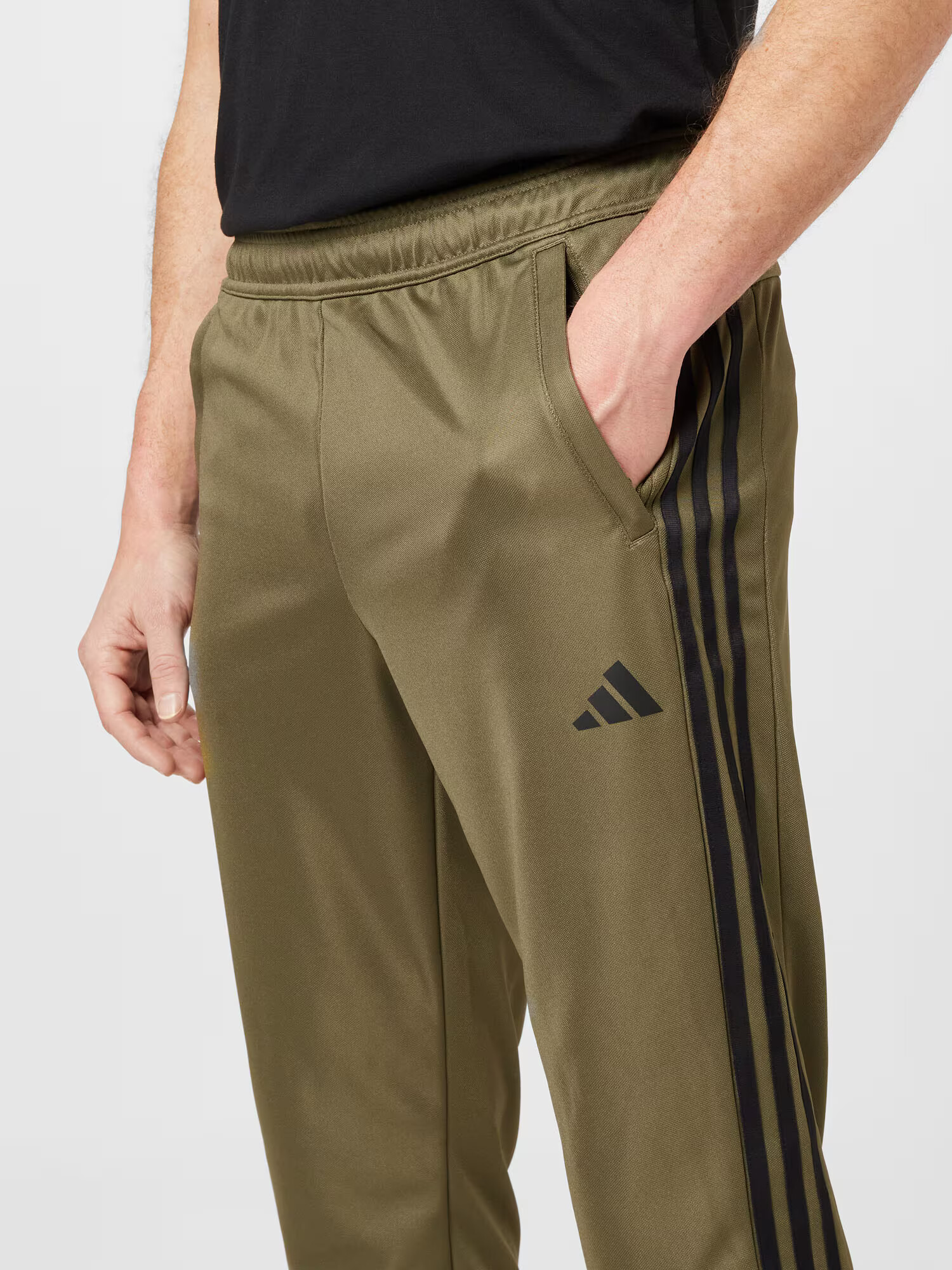 ADIDAS PERFORMANCE Pantaloni sport 'Essentials' kaki / negru - Pled.ro