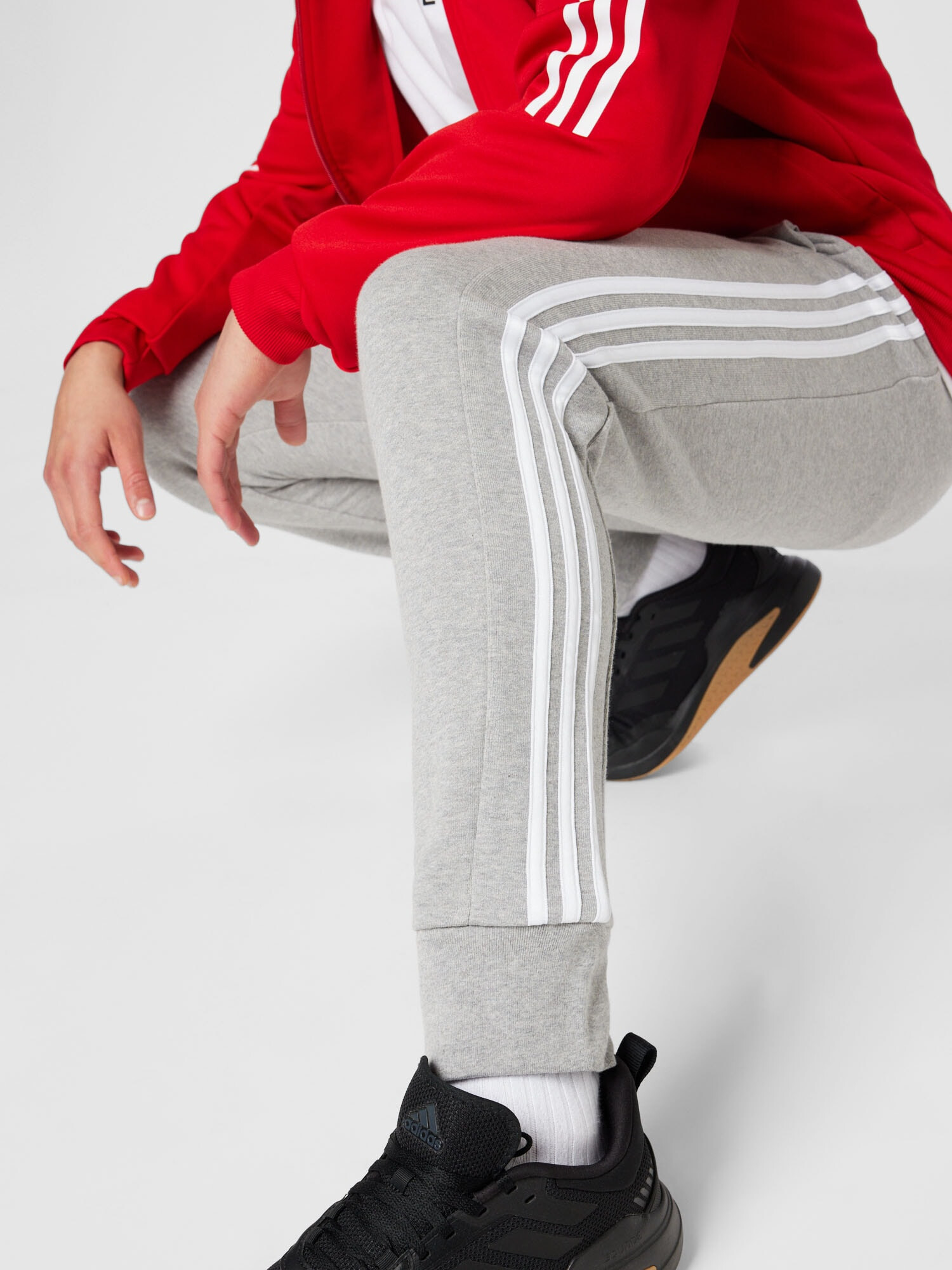 ADIDAS SPORTSWEAR Pantaloni sport 'Essentials French Terry Tapered Cuff 3-Stripes' gri amestecat / alb - Pled.ro