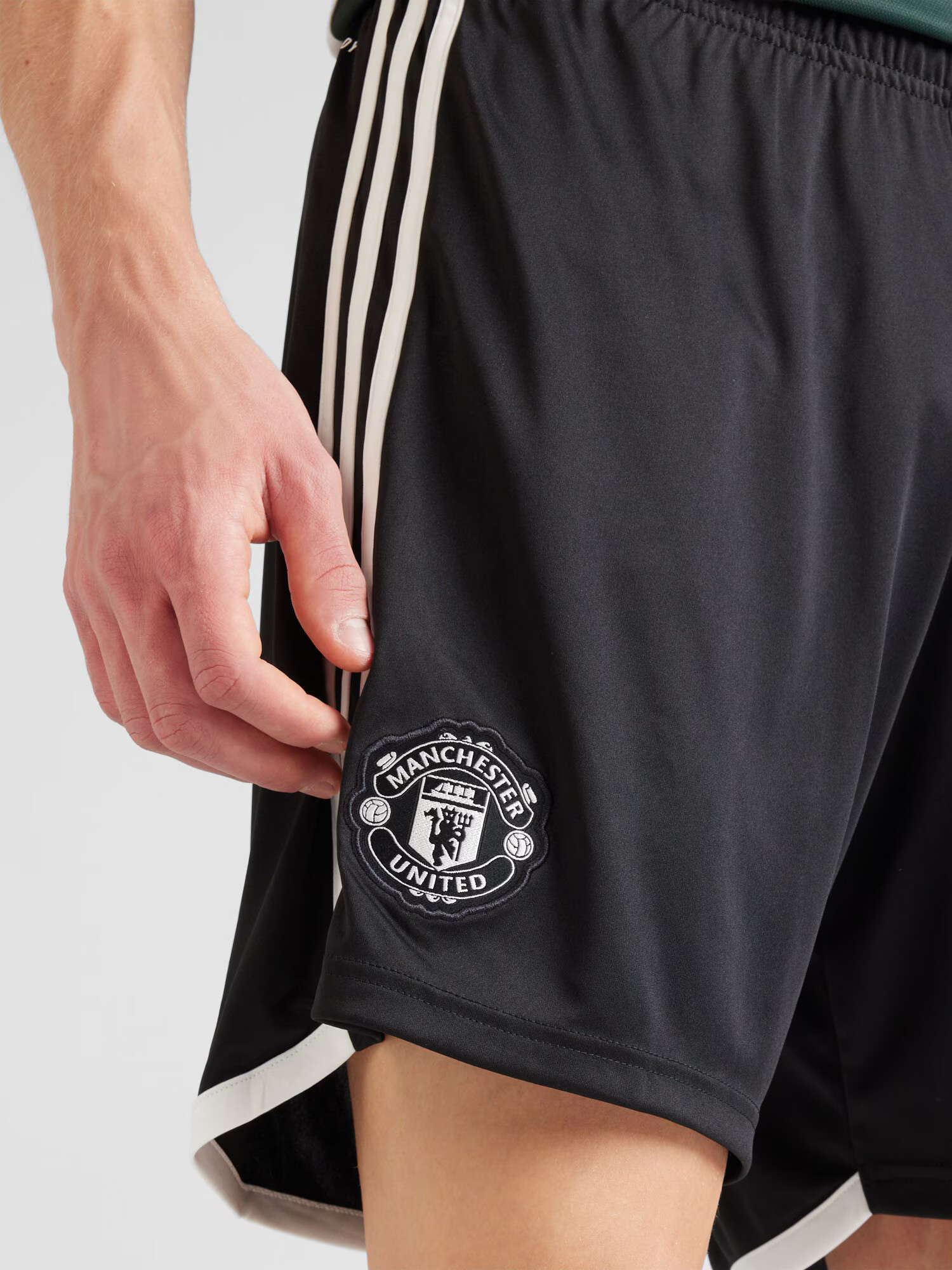 ADIDAS PERFORMANCE Pantaloni sport 'Manchester United 23/24 Heime' negru / alb - Pled.ro