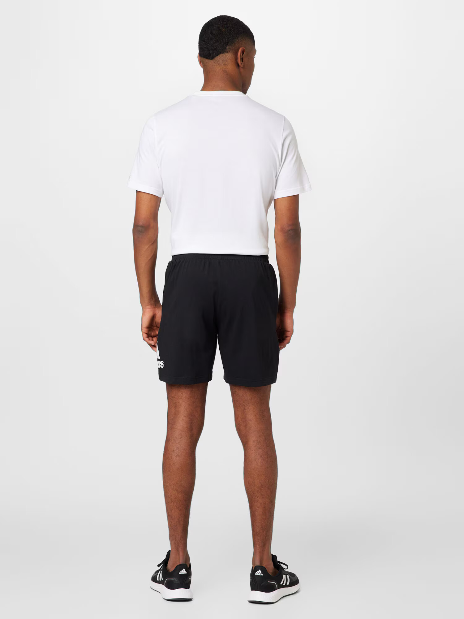 ADIDAS SPORTSWEAR Pantaloni sport 'Essentials Logo' negru / alb - Pled.ro