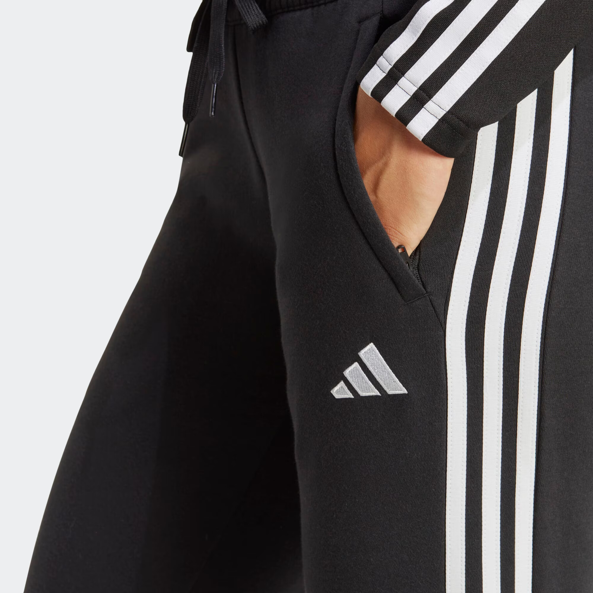 ADIDAS PERFORMANCE Pantaloni sport 'Tiro 23 League' negru / alb - Pled.ro