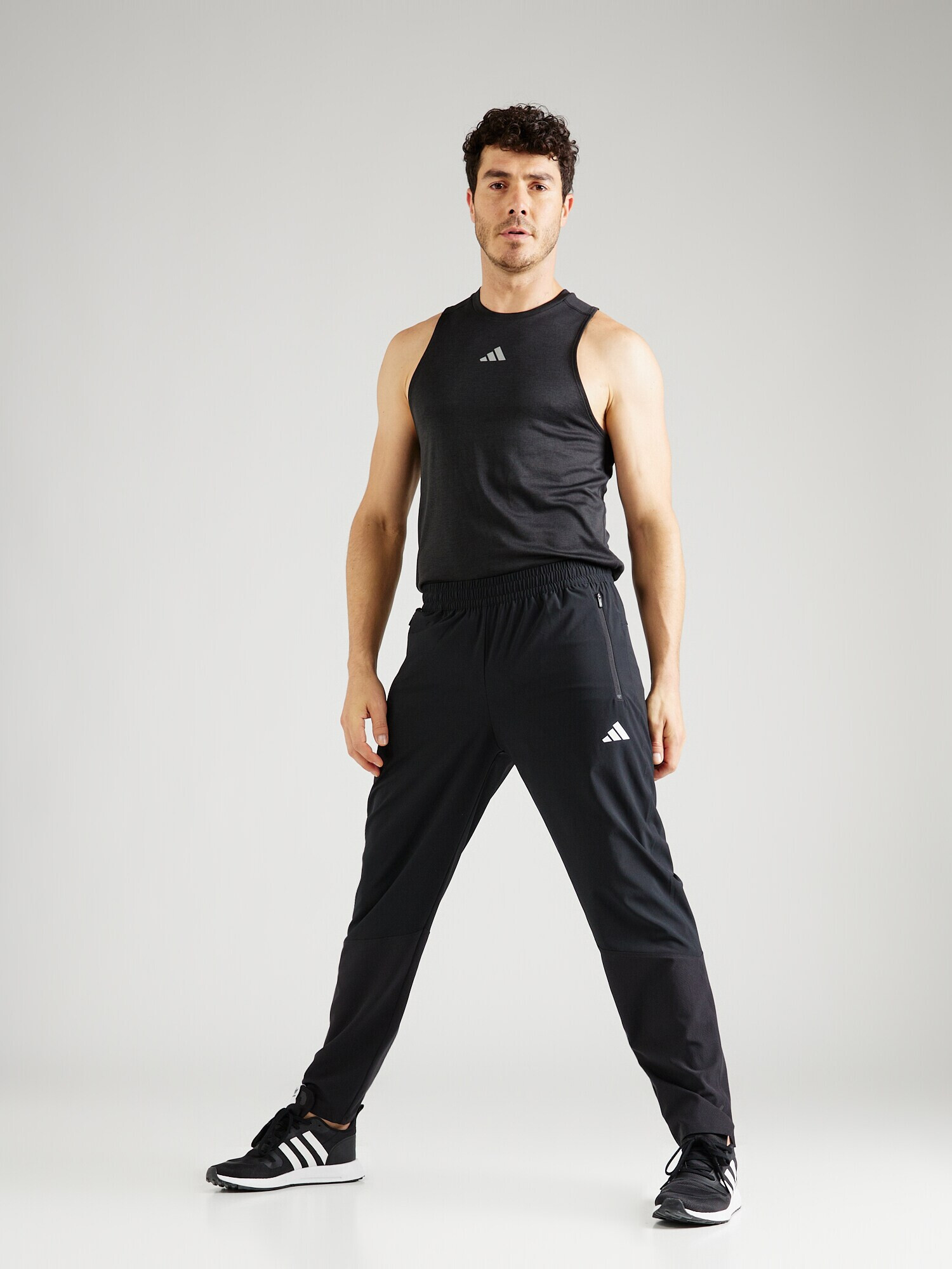 ADIDAS PERFORMANCE Pantaloni sport 'Workout' negru / alb - Pled.ro