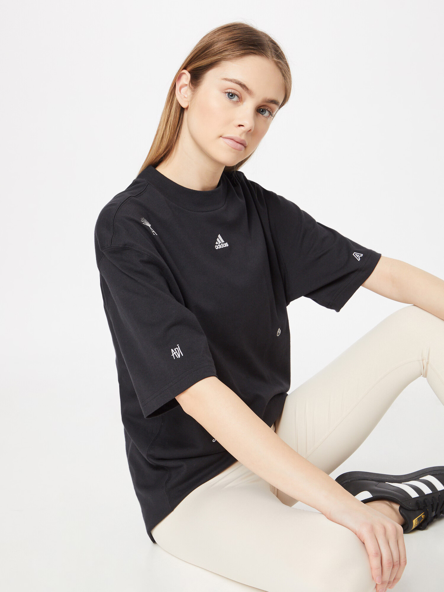 ADIDAS SPORTSWEAR Tricou funcțional 'friend With Healing Crystals Inspired Graphics' negru / alb - Pled.ro