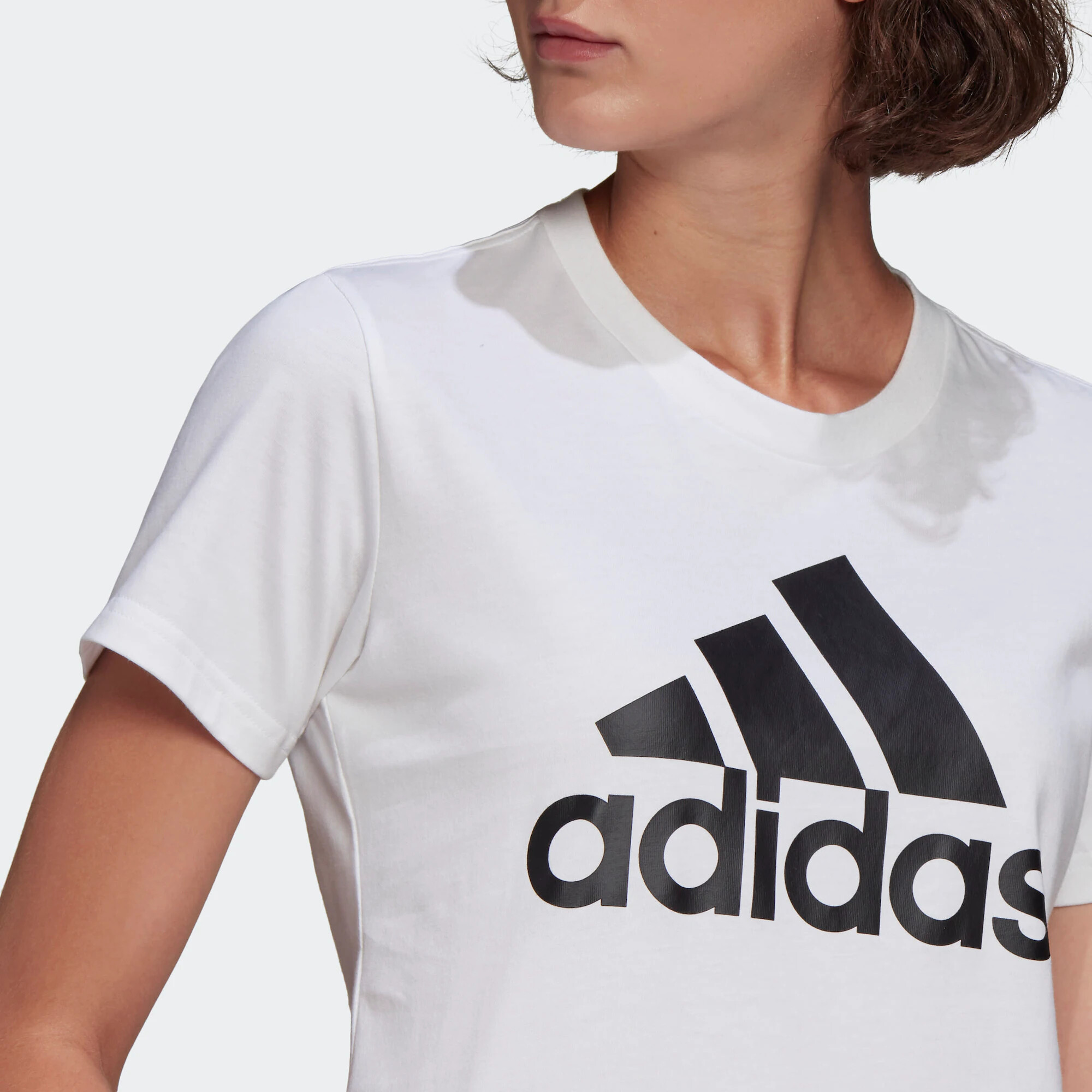 ADIDAS SPORTSWEAR Tricou funcțional 'Essentials' negru / alb murdar - Pled.ro