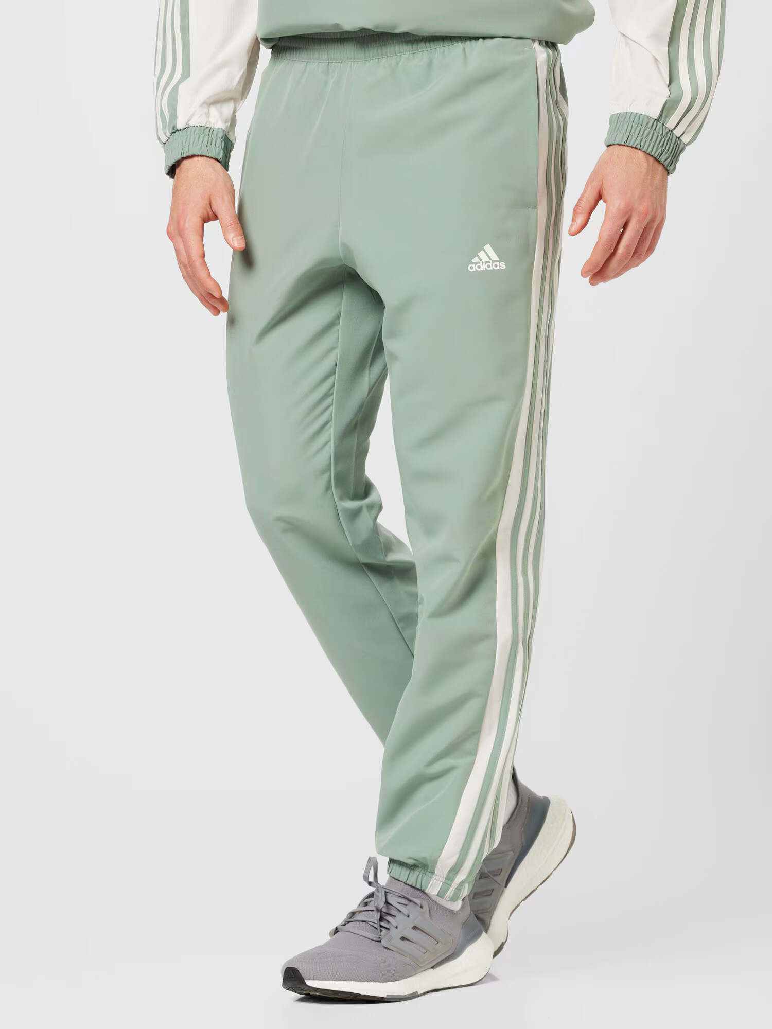 ADIDAS SPORTSWEAR Costum de trening crem / verde pastel - Pled.ro