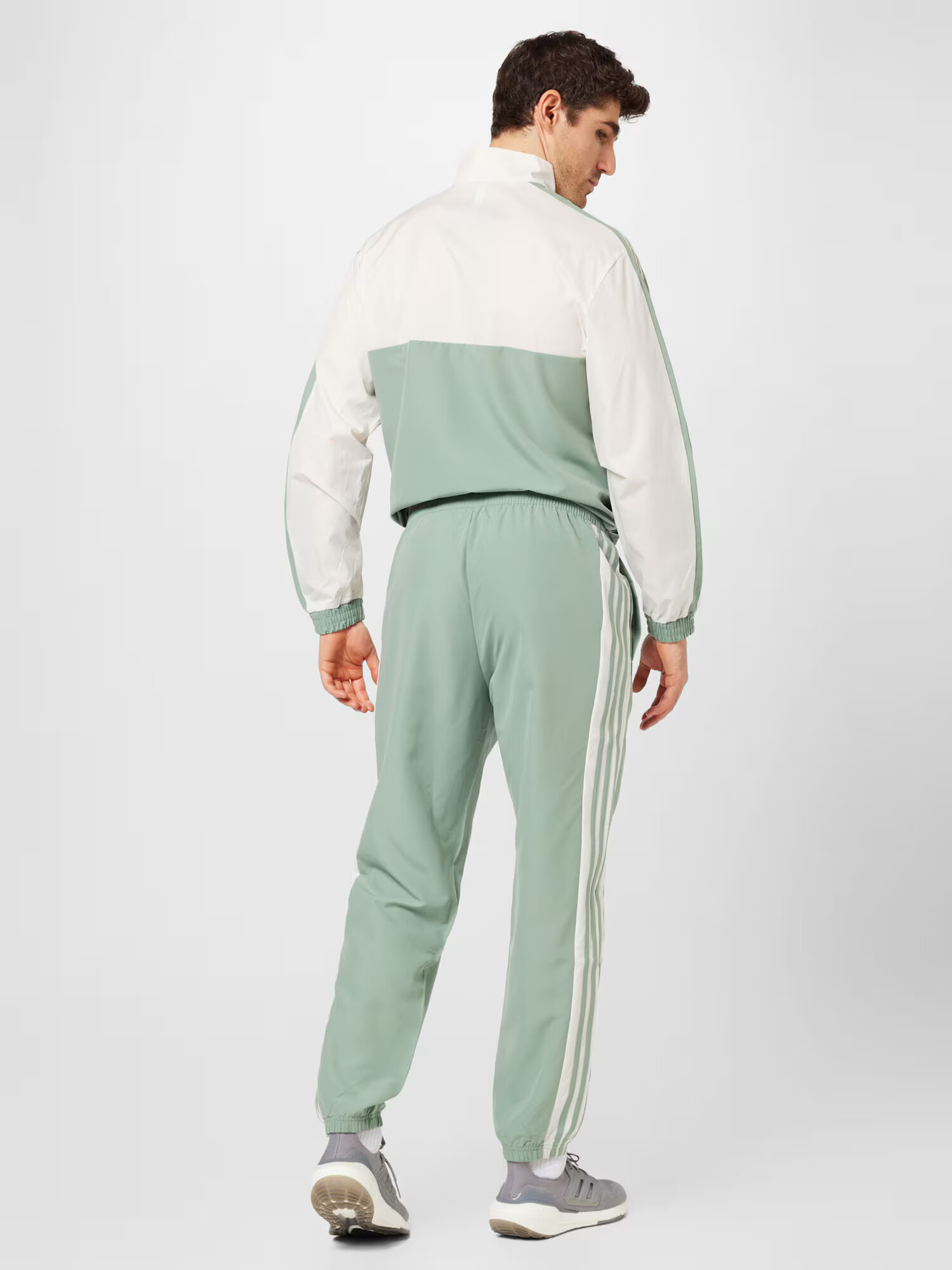 ADIDAS SPORTSWEAR Costum de trening crem / verde pastel - Pled.ro