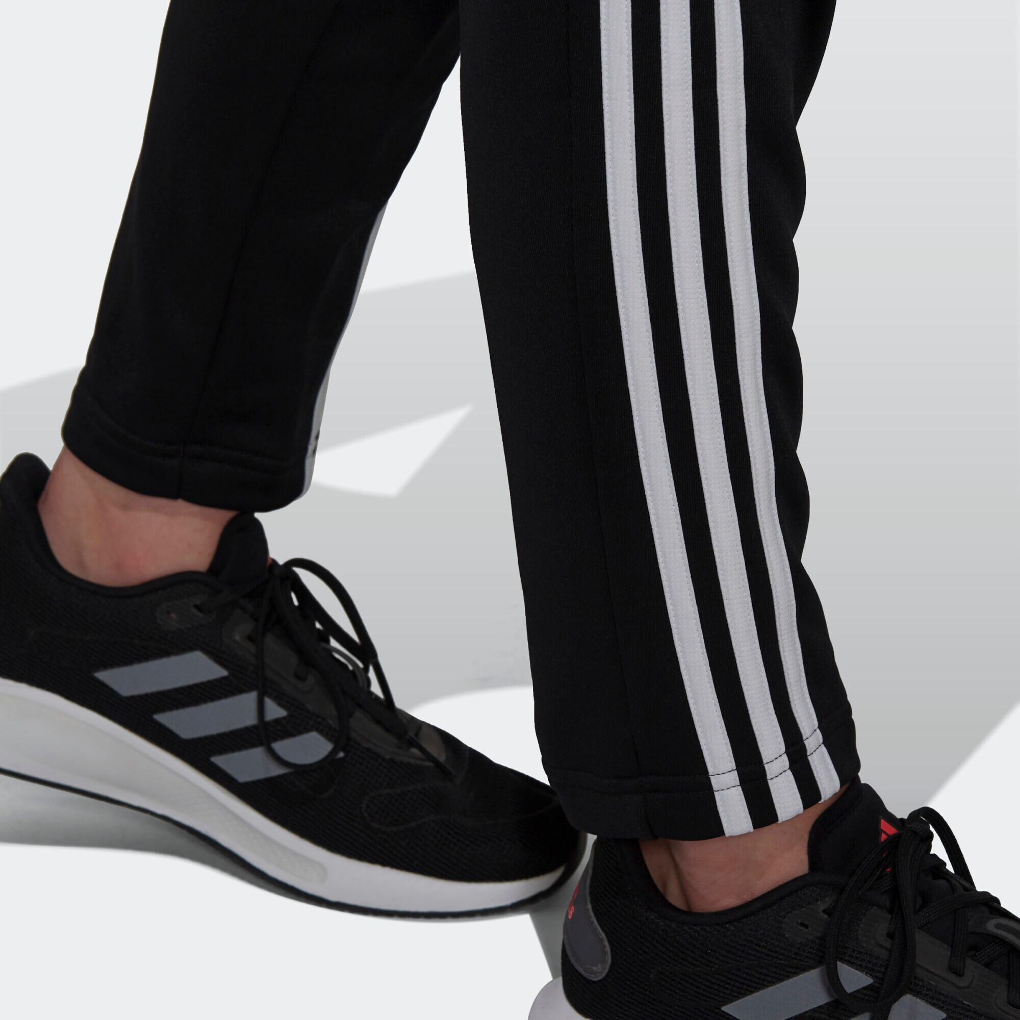 ADIDAS SPORTSWEAR Costum de trening negru / alb - Pled.ro