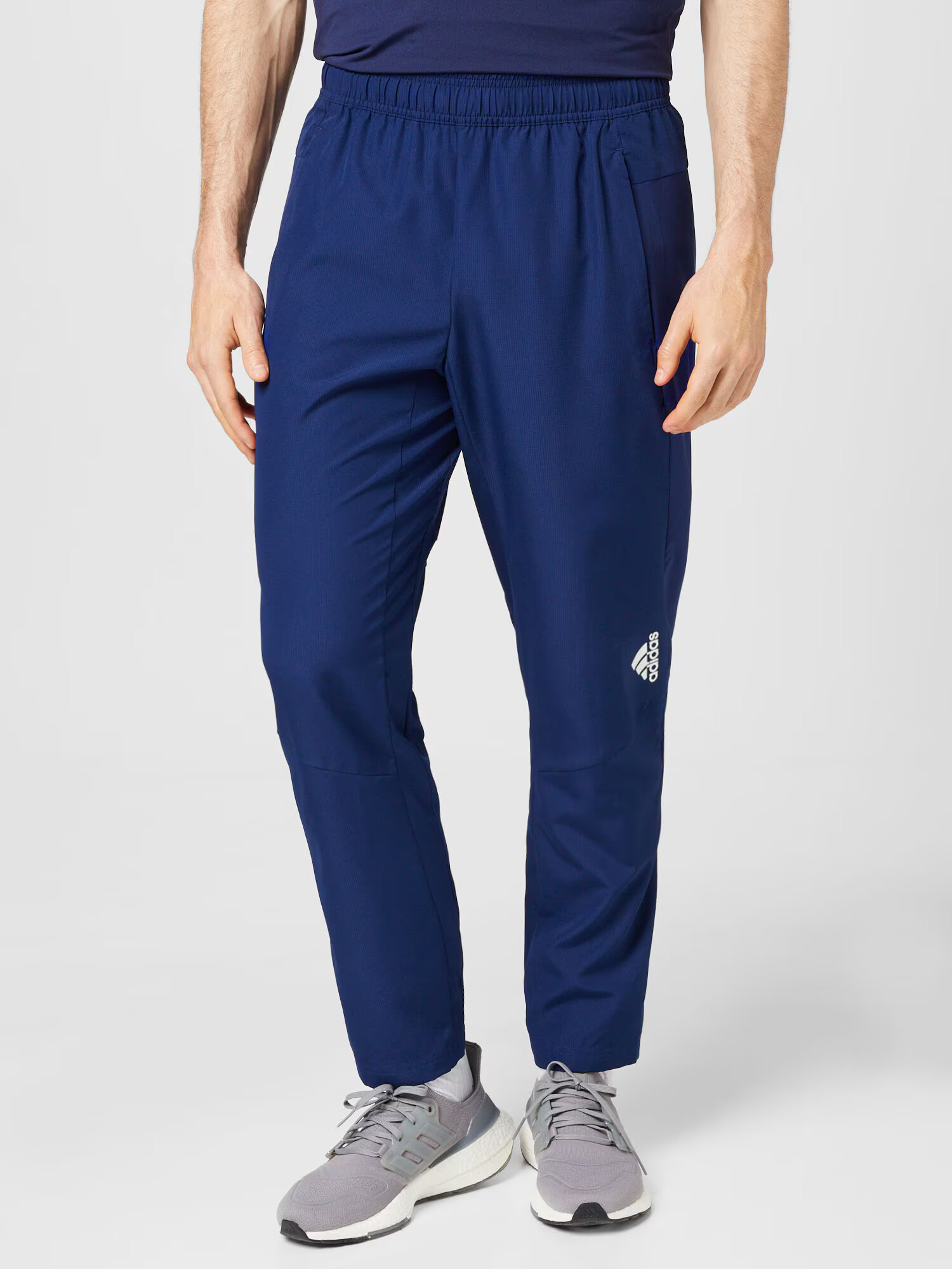 ADIDAS SPORTSWEAR Pantaloni sport 'Aeroready Designed For Movement' albastru marin / alb - Pled.ro