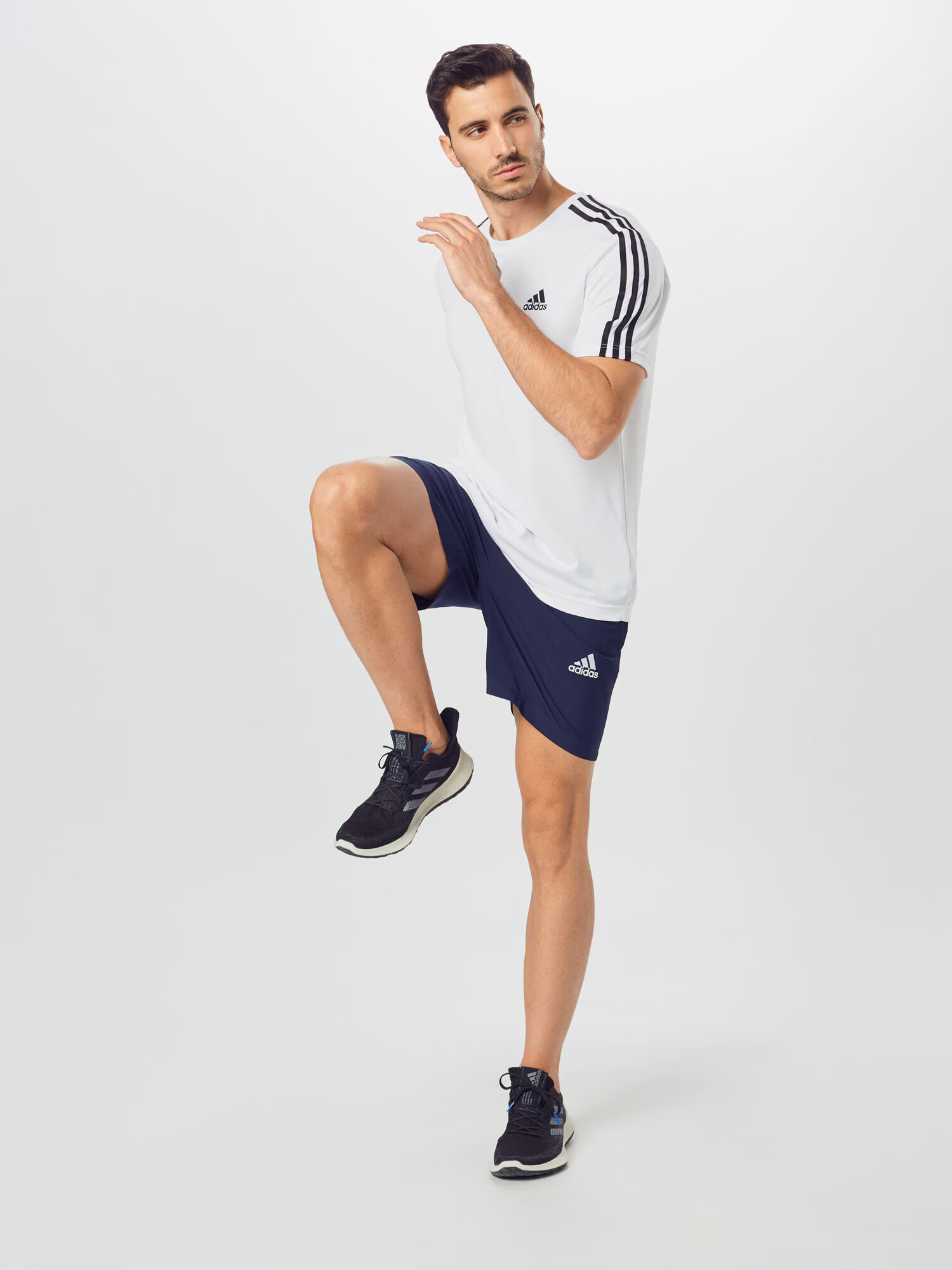 ADIDAS SPORTSWEAR Pantaloni sport 'Chelsea' bleumarin / alb - Pled.ro