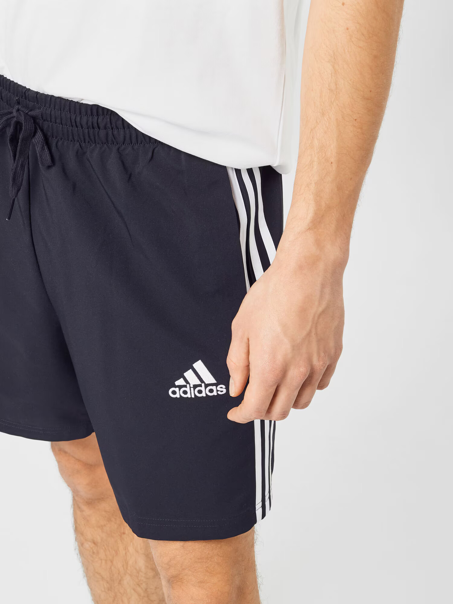 ADIDAS SPORTSWEAR Pantaloni sport 'Chelsea' negru / alb - Pled.ro