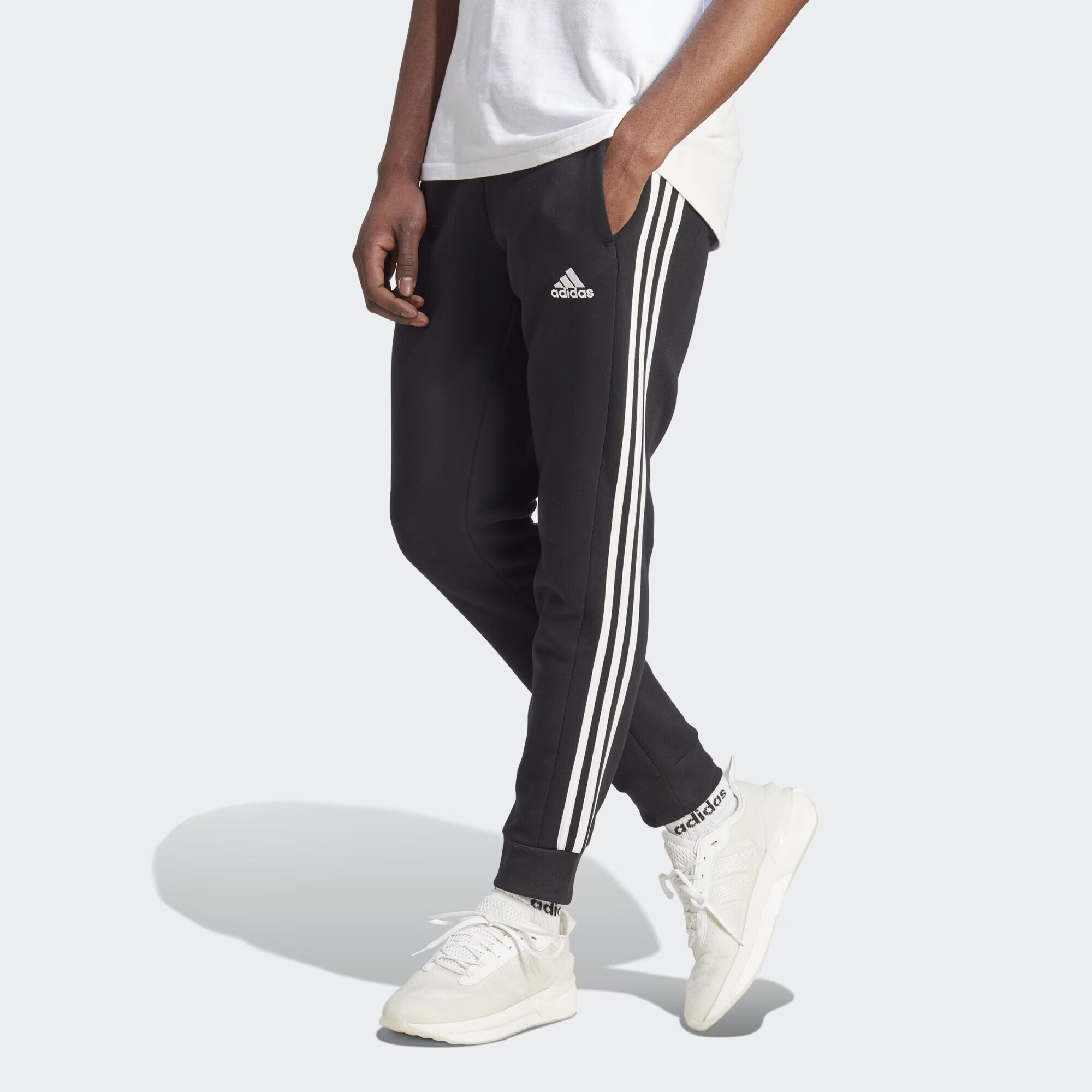 ADIDAS SPORTSWEAR Pantaloni sport 'Essentials' negru / alb - Pled.ro