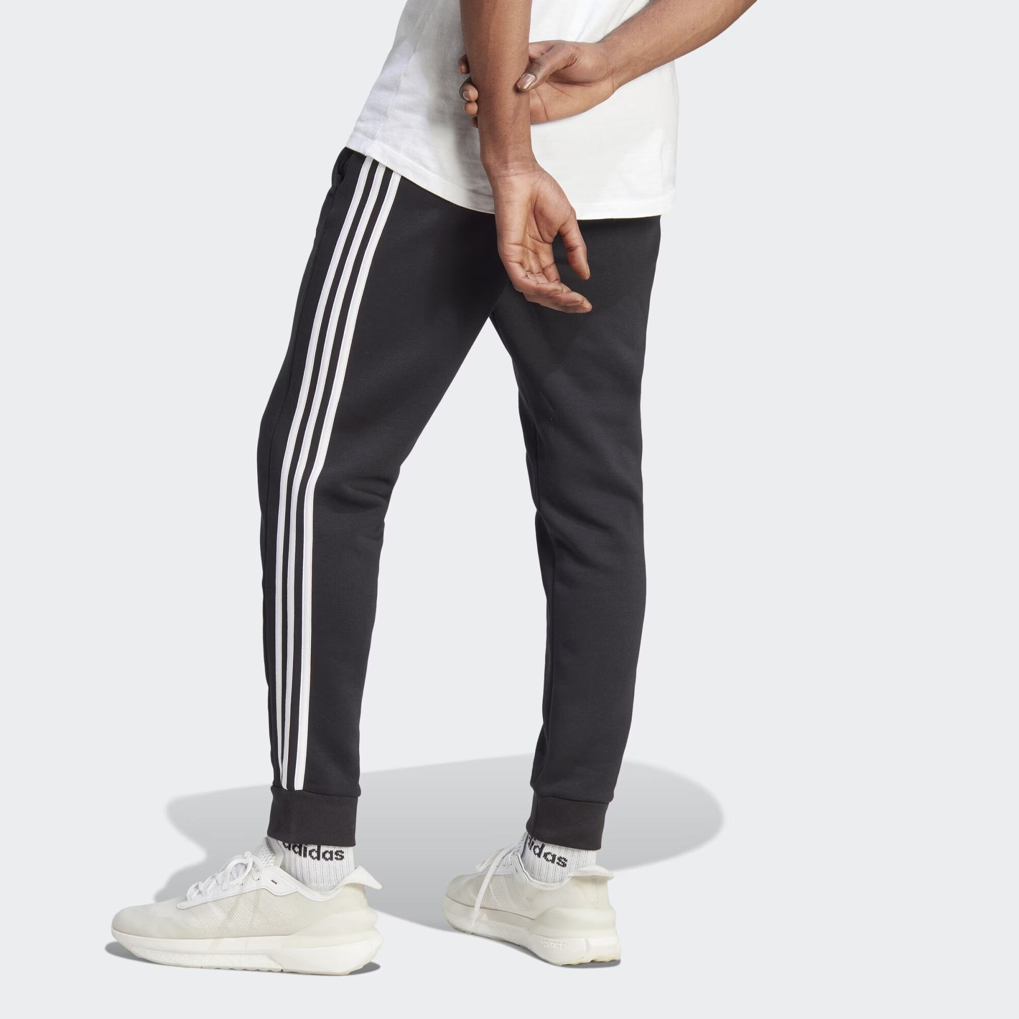 ADIDAS SPORTSWEAR Pantaloni sport 'Essentials' negru / alb - Pled.ro