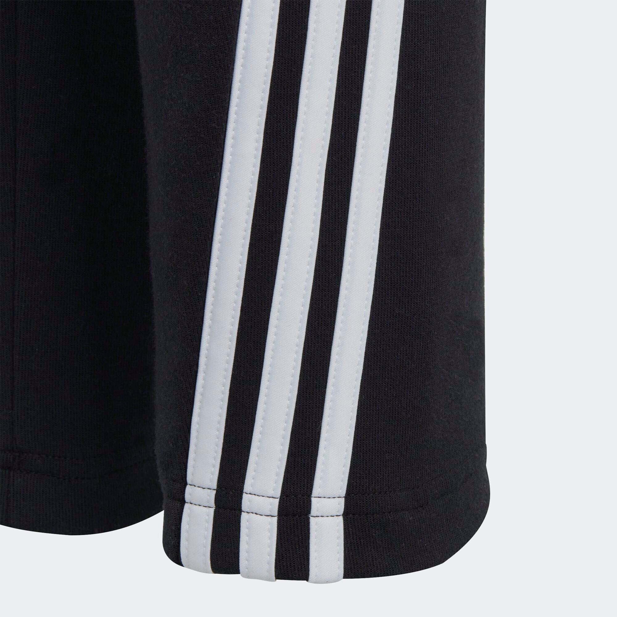 ADIDAS SPORTSWEAR Pantaloni sport 'Future Icons 3-Stripes' negru / alb - Pled.ro