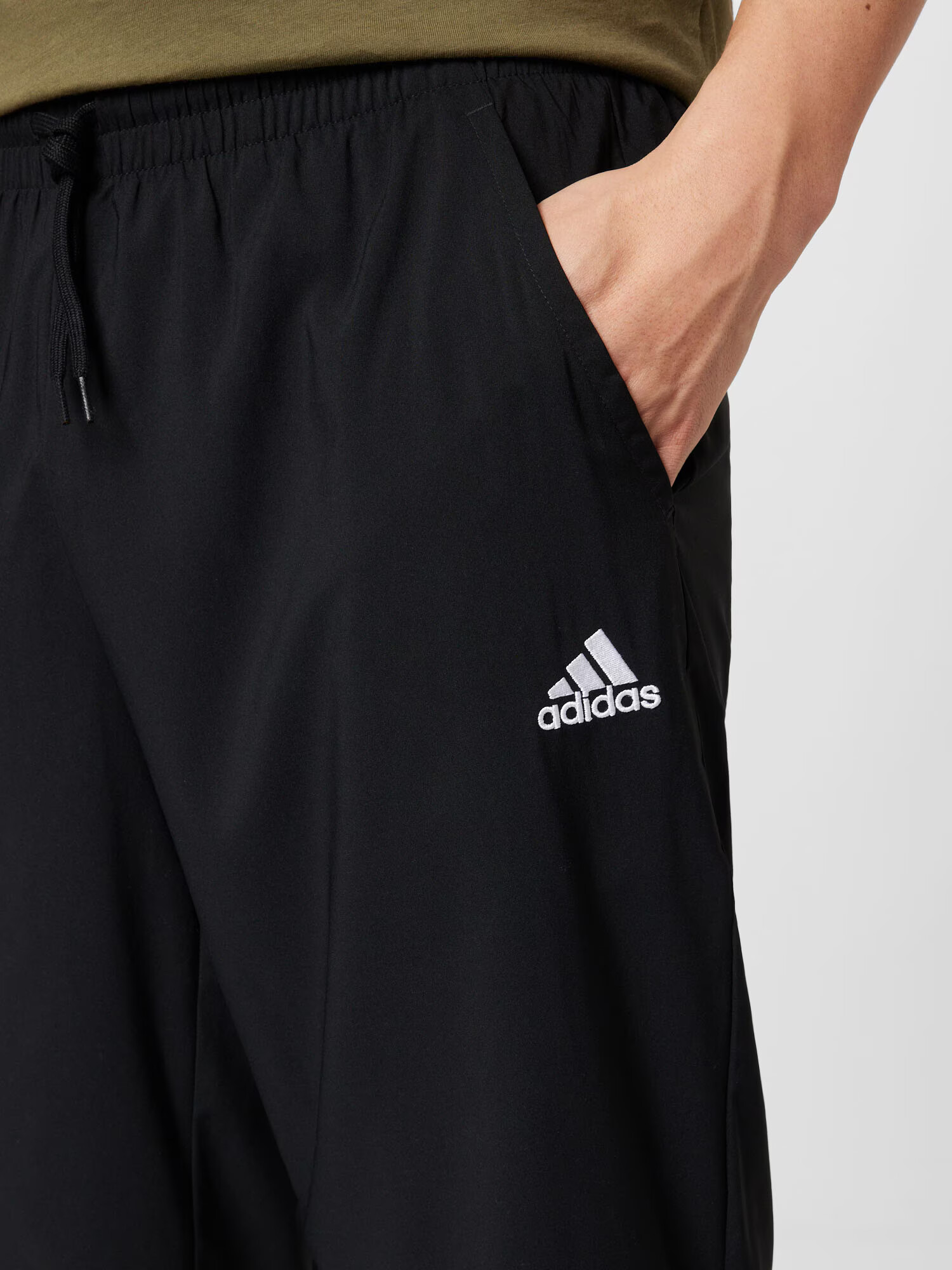 ADIDAS SPORTSWEAR Pantaloni sport 'Essentials Stanford' negru / alb - Pled.ro