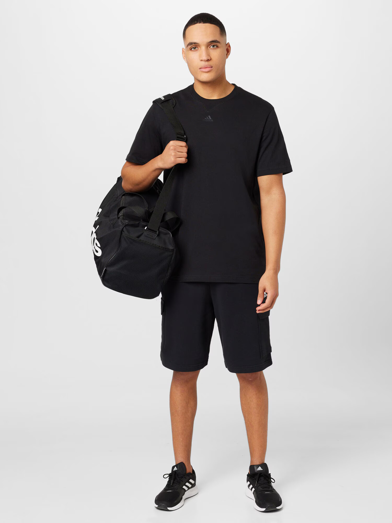 ADIDAS SPORTSWEAR Pantaloni sport 'Essentials' negru / alb - Pled.ro