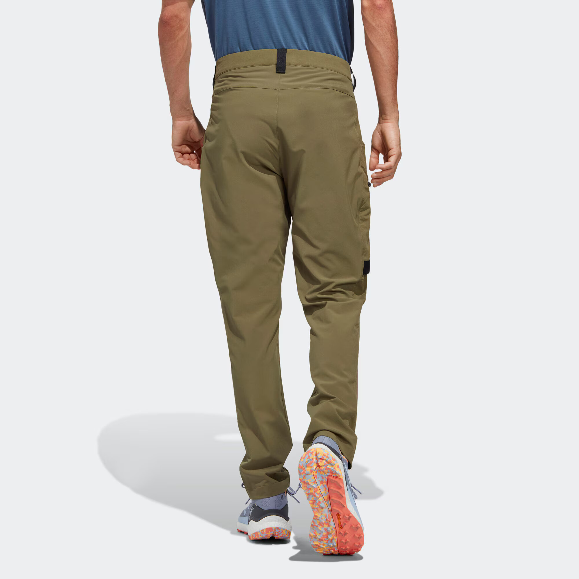 ADIDAS TERREX Pantaloni outdoor 'Zupahike' oliv / negru - Pled.ro