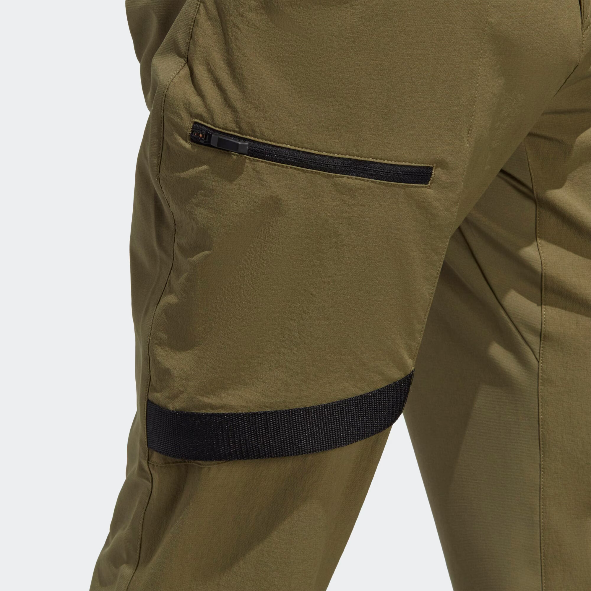 ADIDAS TERREX Pantaloni outdoor 'Zupahike' oliv / negru - Pled.ro