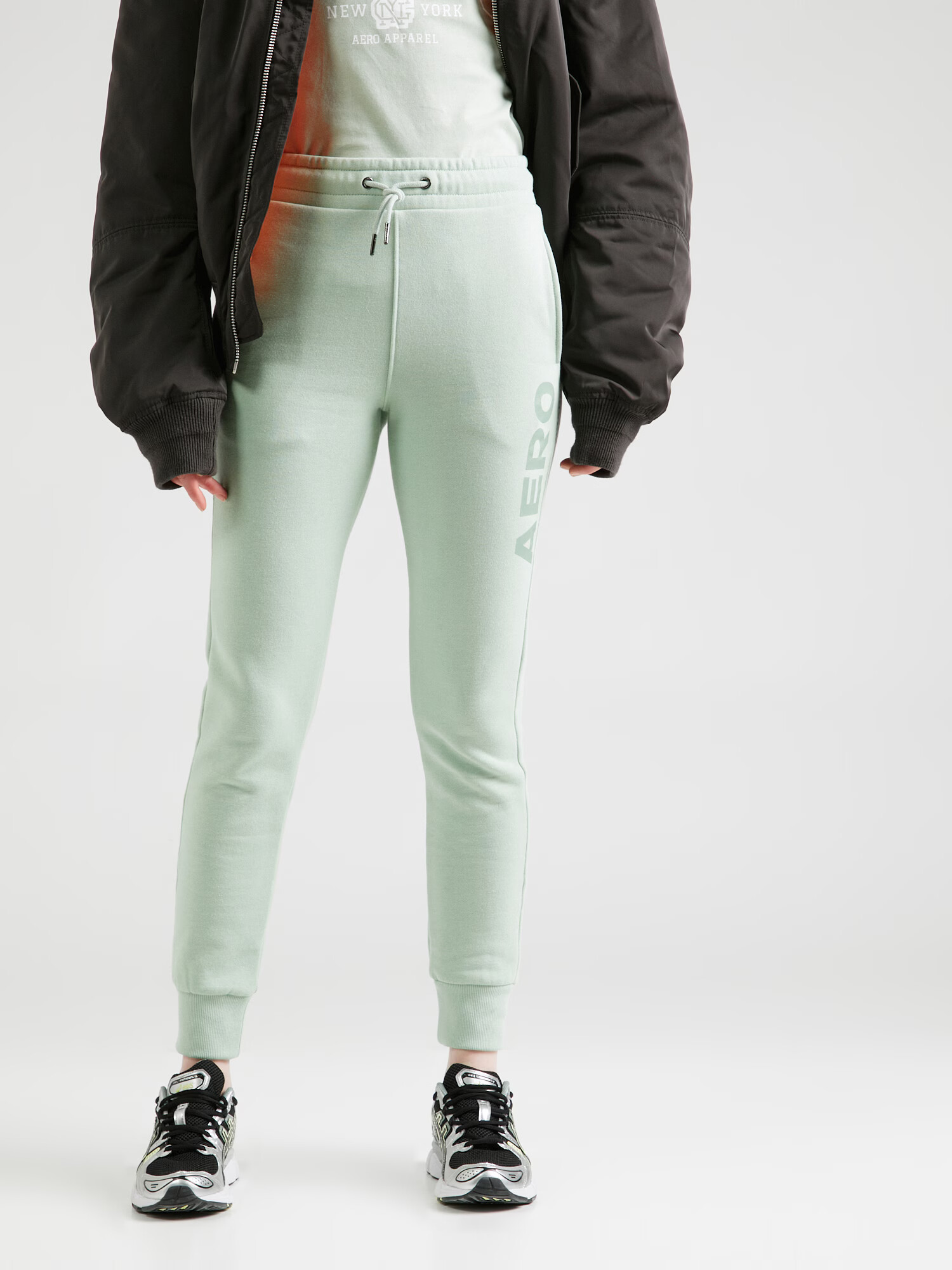 AÉROPOSTALE Pantaloni verde / verde pastel - Pled.ro