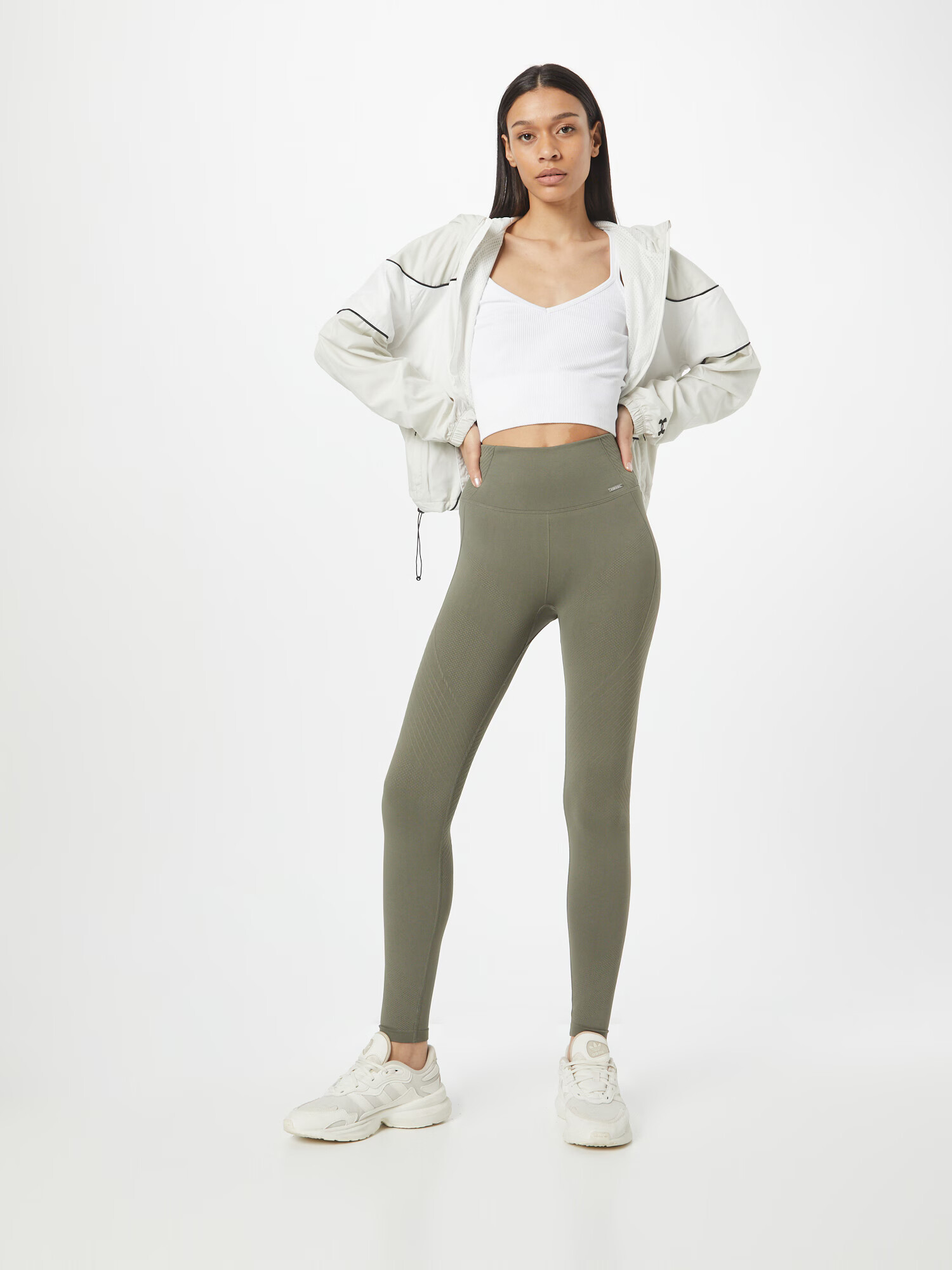 aim'n Pantaloni sport oliv - Pled.ro