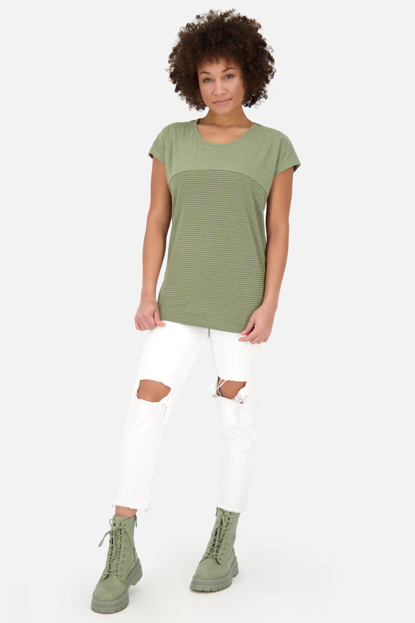 Alife and Kickin Tricou 'ClarettaAK' kaki / verde kiwi - Pled.ro