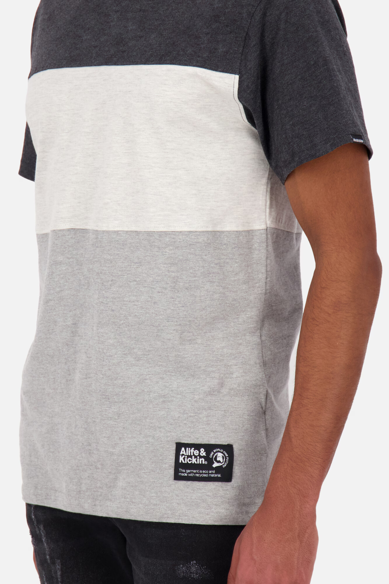 Alife and Kickin Tricou 'BenAK' mai multe culori - Pled.ro