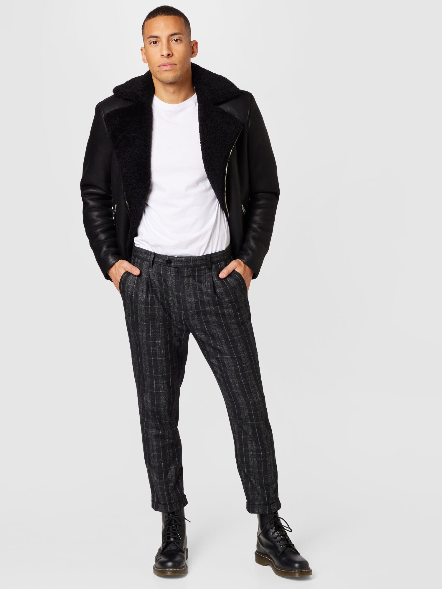 AllSaints Pantaloni cutați 'HARVEY' gri / negru - Pled.ro