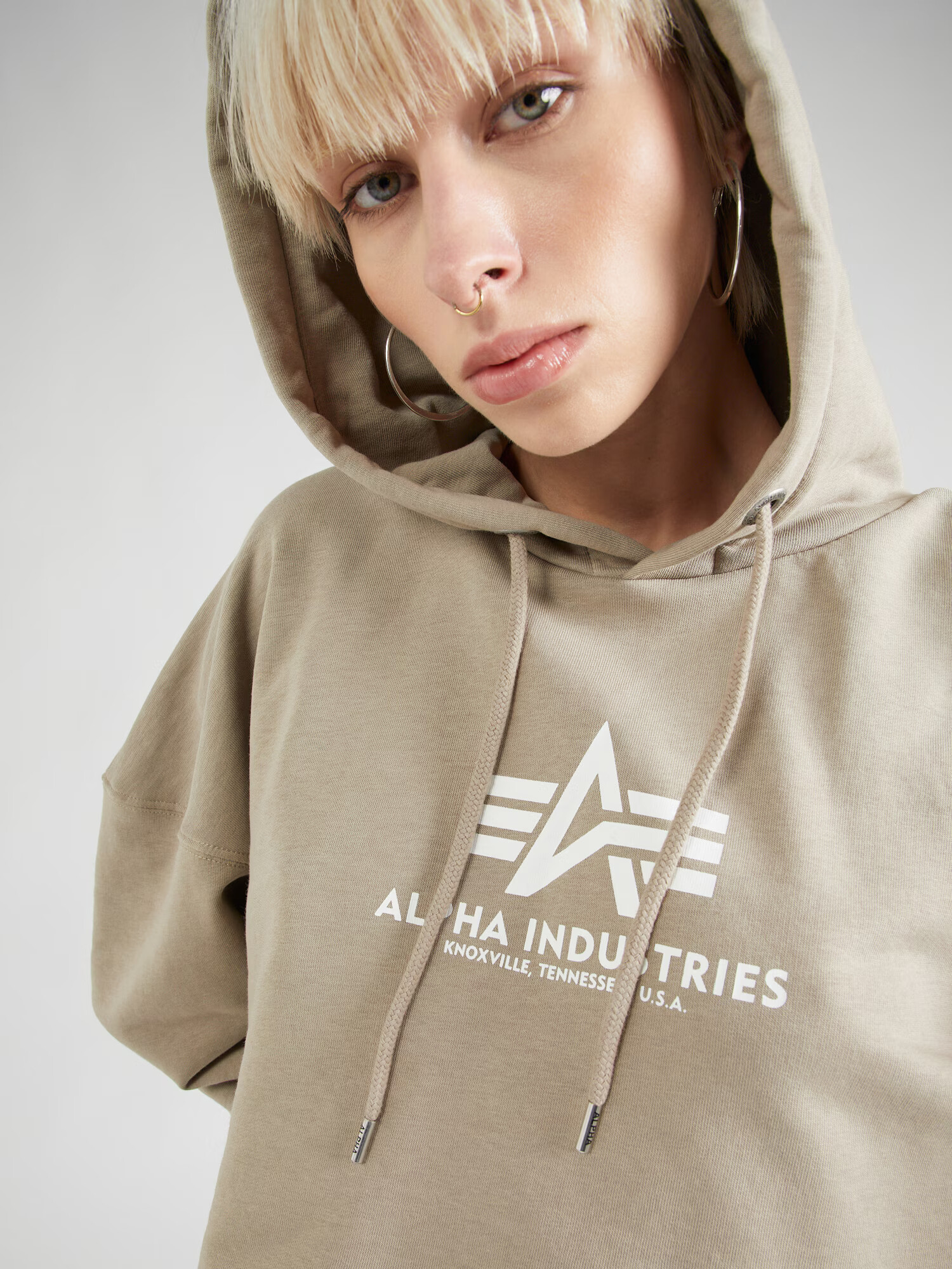 ALPHA INDUSTRIES Bluză de molton nisipiu / alb - Pled.ro