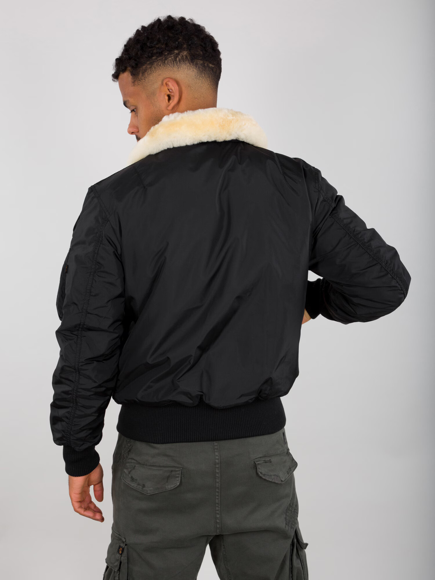 ALPHA INDUSTRIES Geacă de iarnă ' Injector III Air Force ' negru - Pled.ro