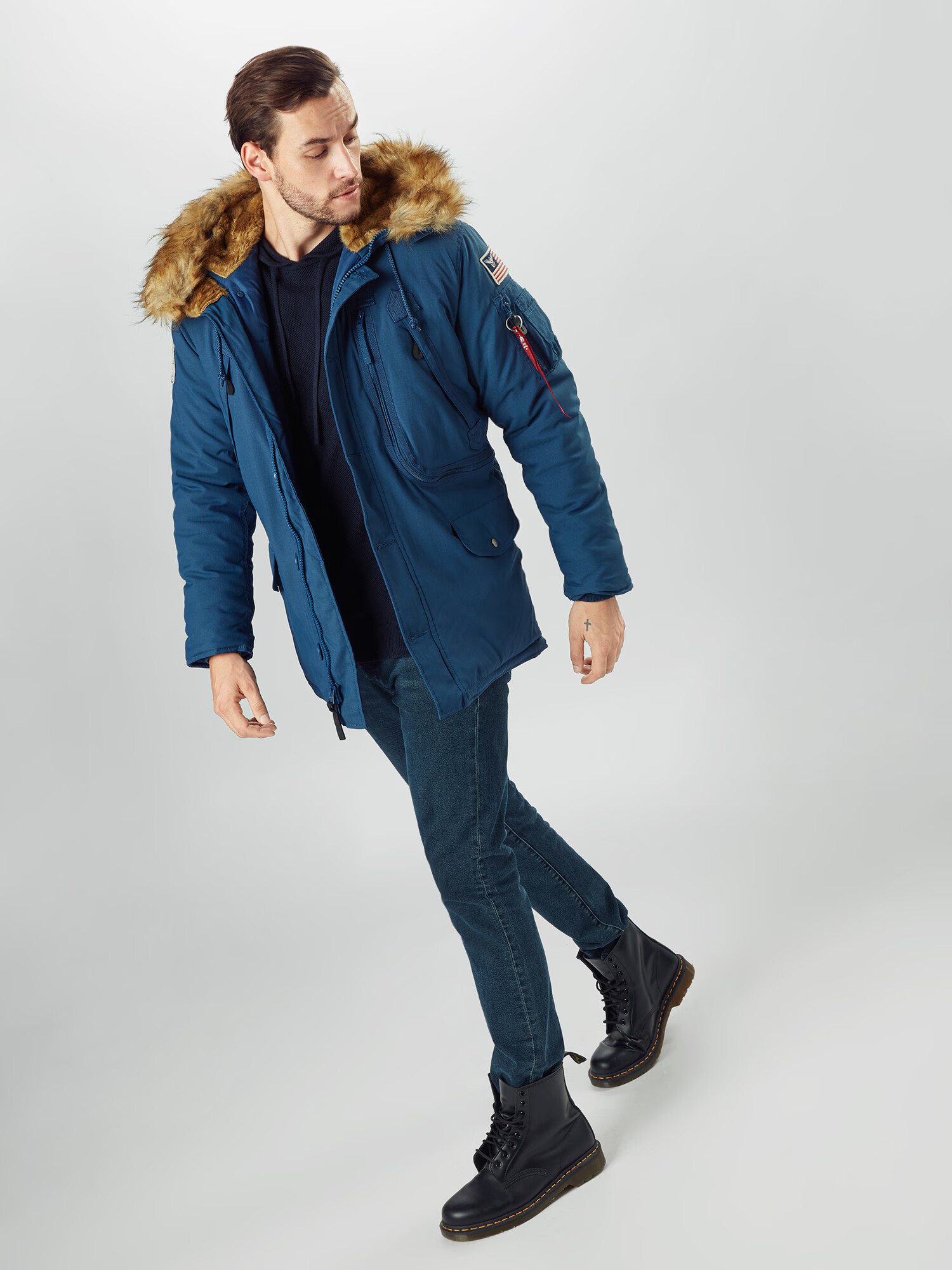 ALPHA INDUSTRIES Parka de iarnă 'Polar' albastru închis - Pled.ro