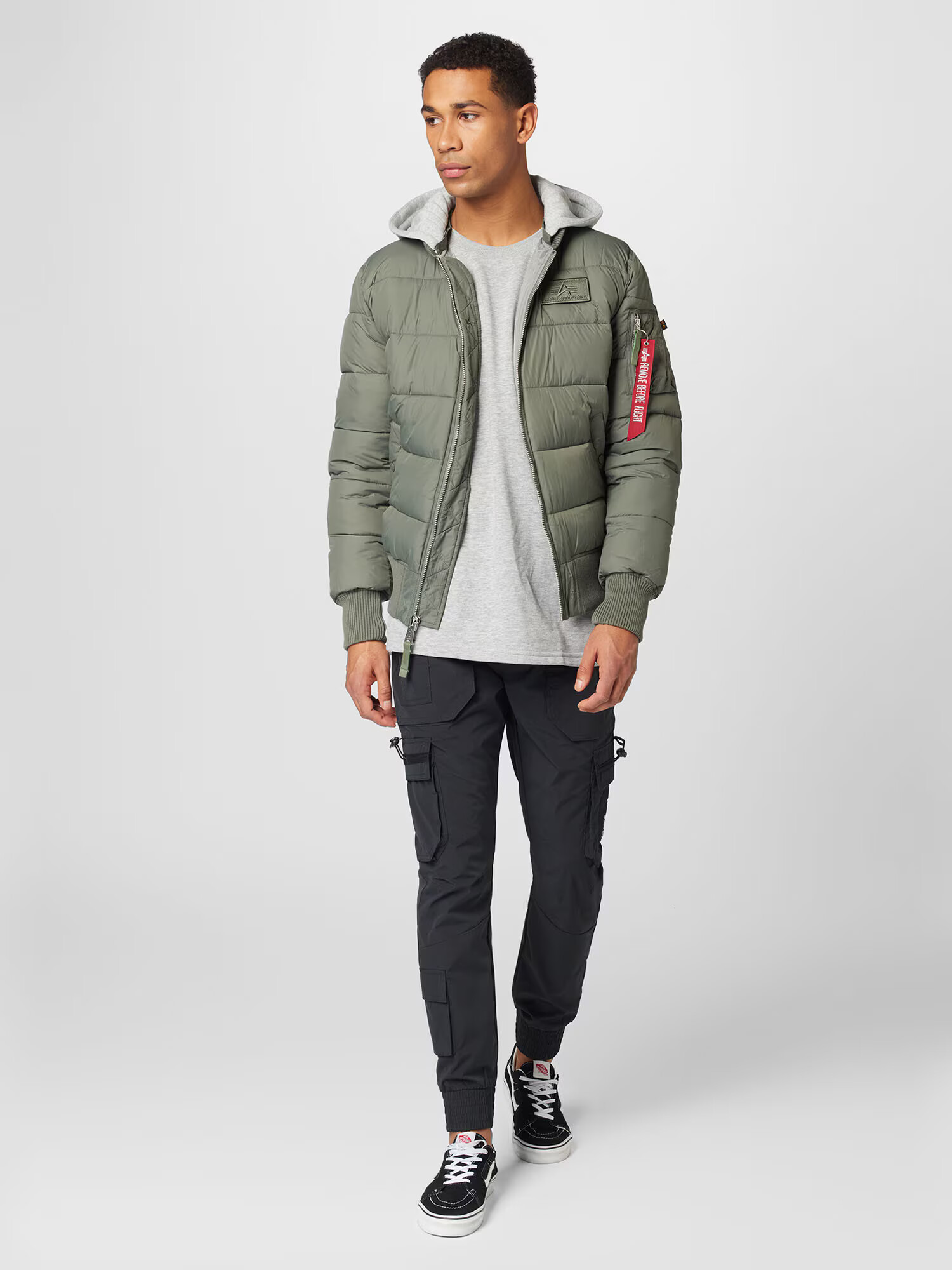 ALPHA INDUSTRIES Geacă de primăvară-toamnă gri deschis / kaki - Pled.ro