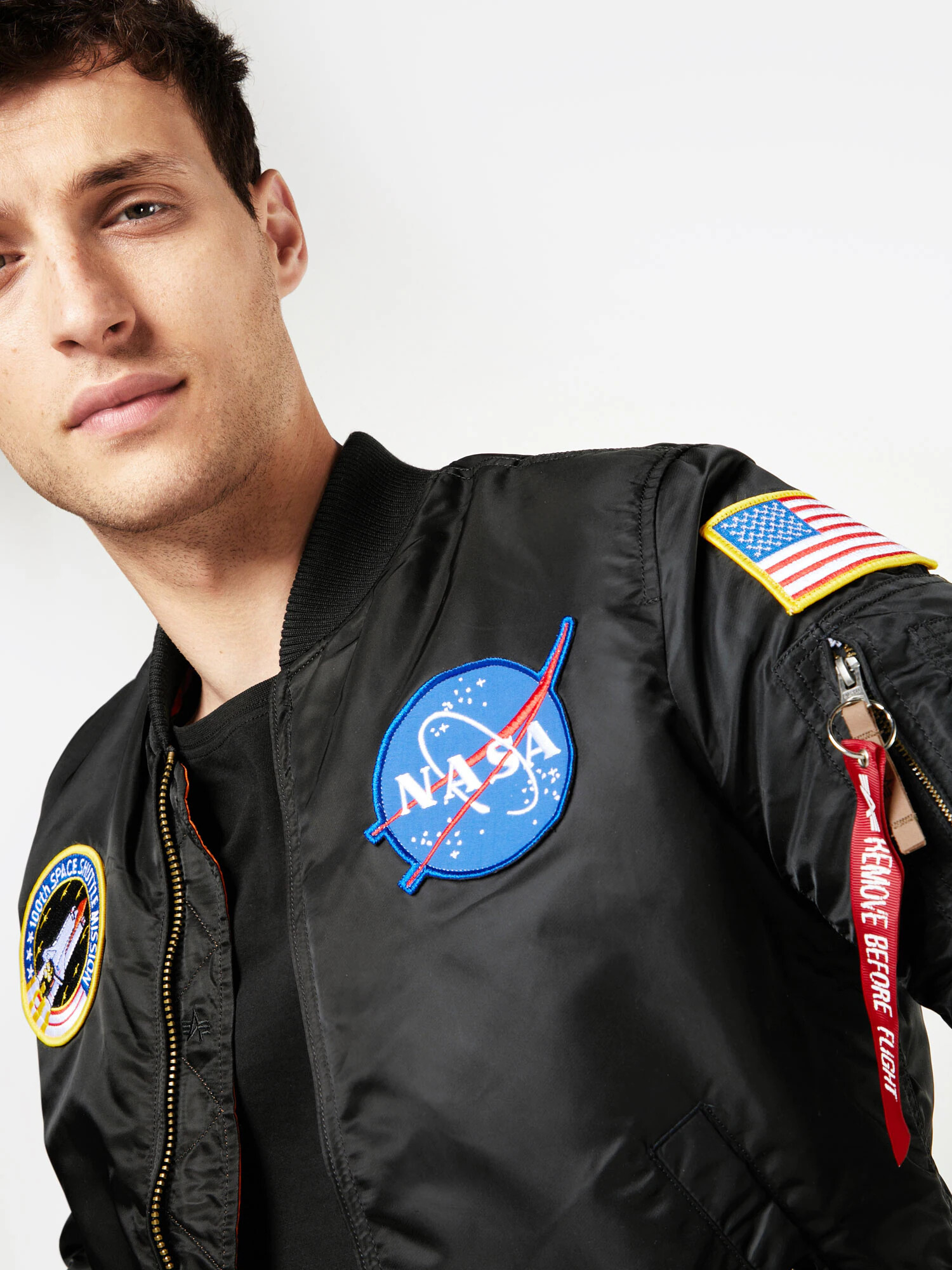 ALPHA INDUSTRIES Geacă de primăvară-toamnă 'Nasa' negru - Pled.ro