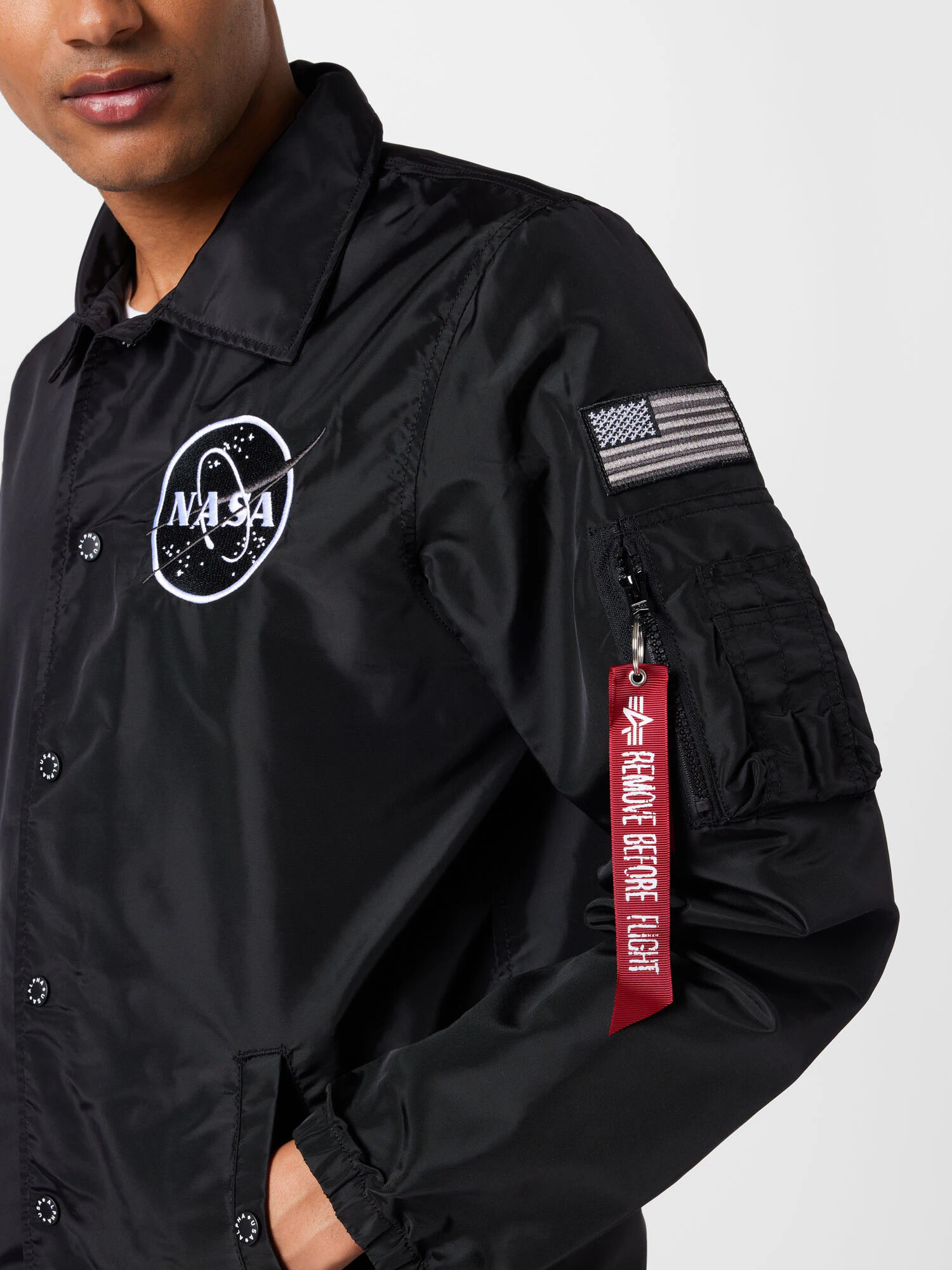 ALPHA INDUSTRIES Geacă de primăvară-toamnă 'NASA' negru - Pled.ro