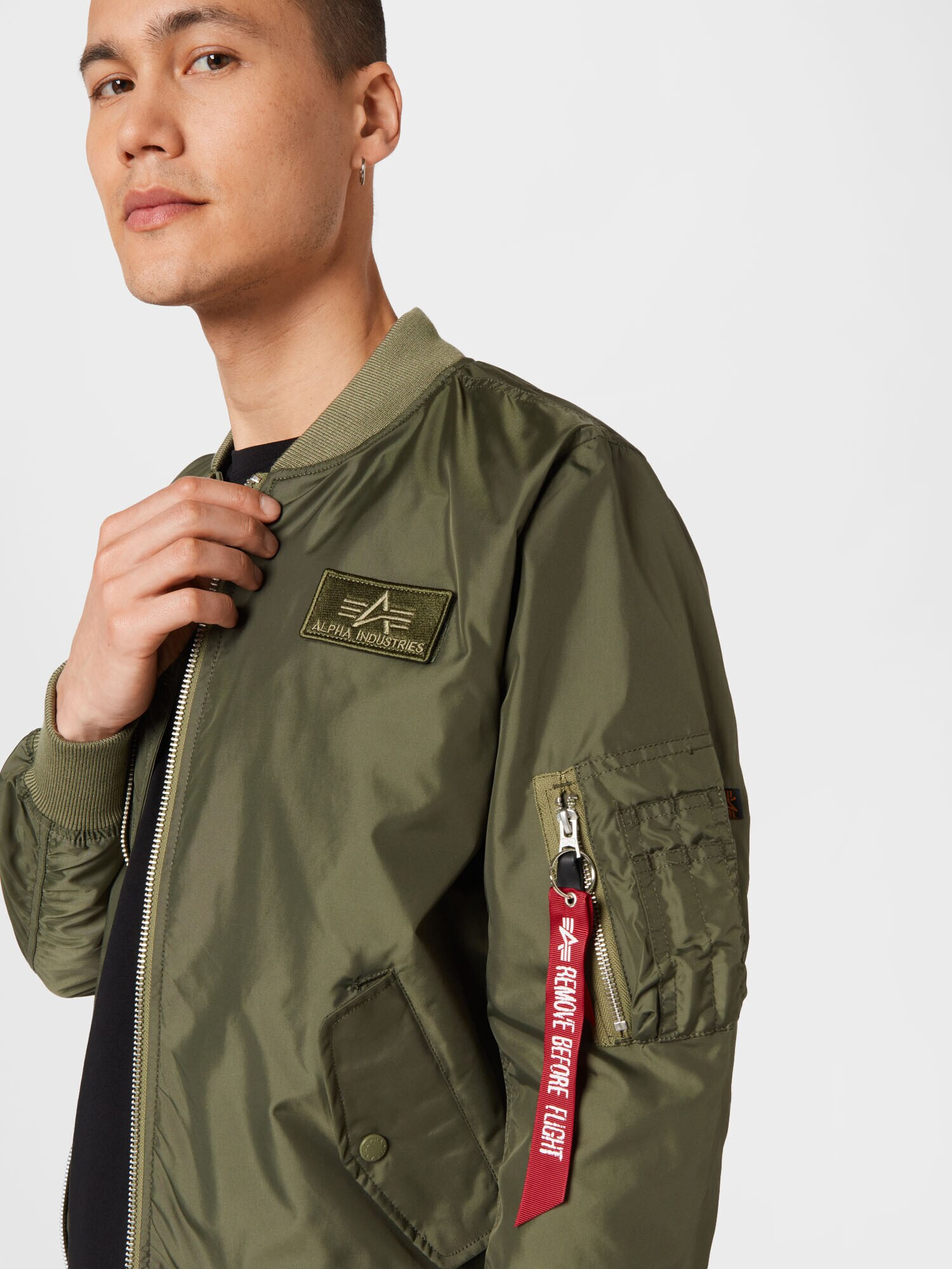 ALPHA INDUSTRIES Geacă de primăvară-toamnă oliv - Pled.ro