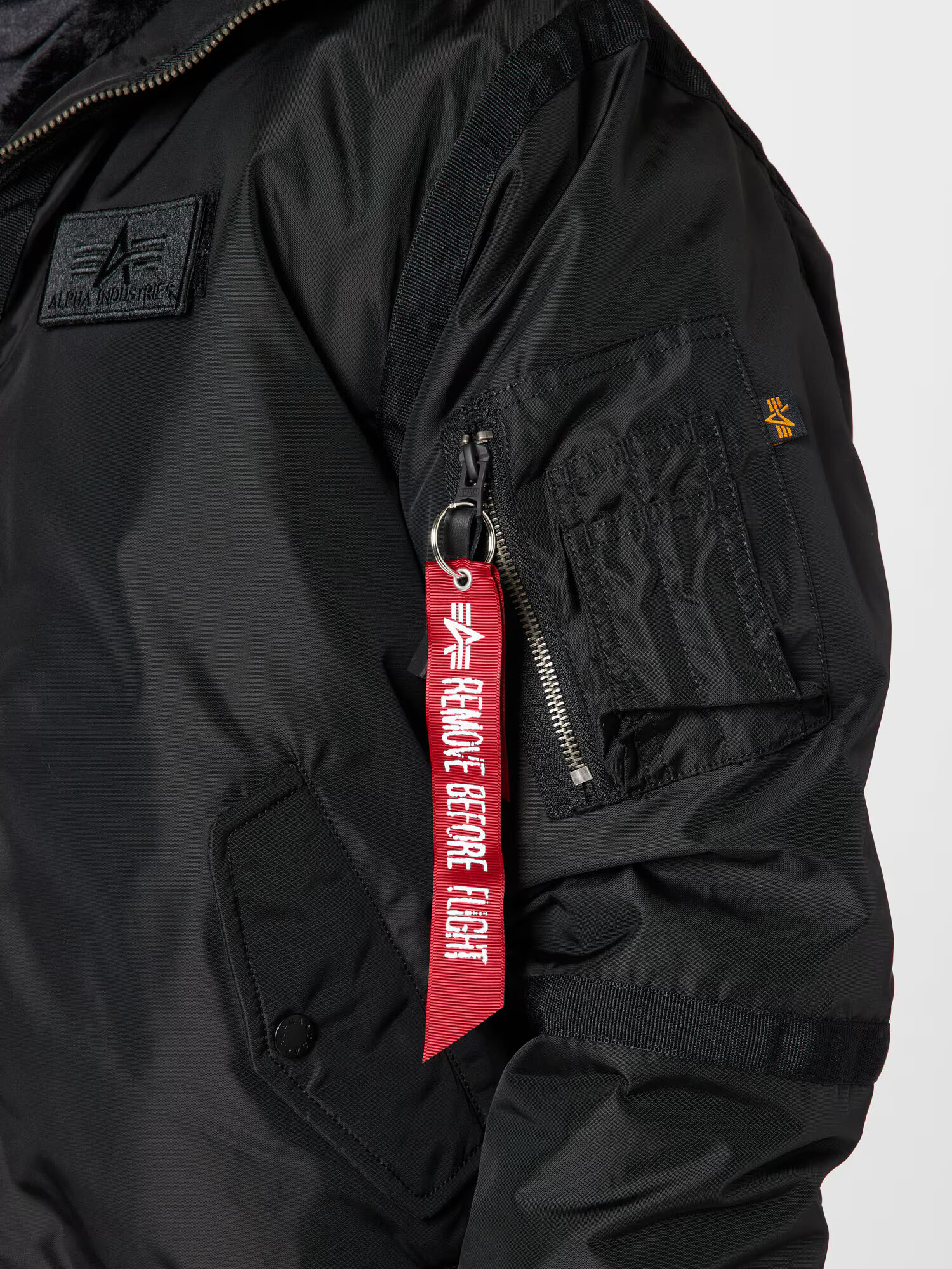 ALPHA INDUSTRIES Geacă de primăvară-toamnă roșu / negru / alb - Pled.ro