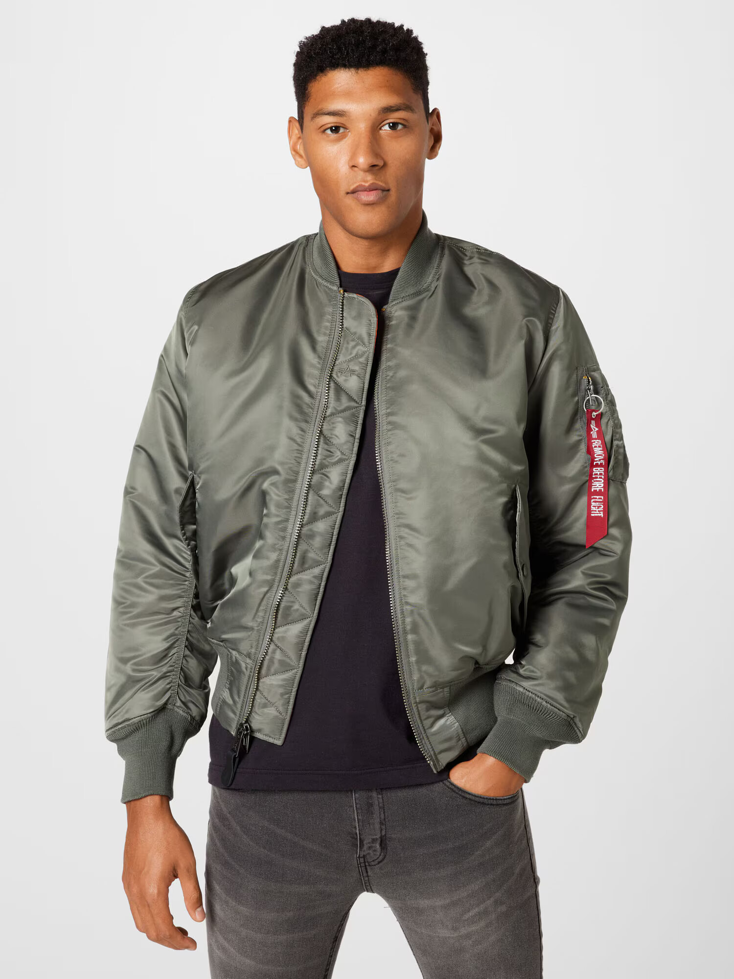 ALPHA INDUSTRIES Geacă de primăvară-toamnă verde închis / roșu / alb - Pled.ro