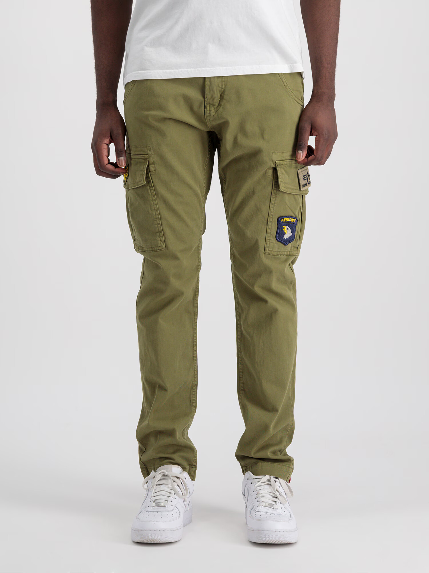 ALPHA INDUSTRIES Pantaloni cu buzunare bleumarin / oliv / roșu / alb - Pled.ro