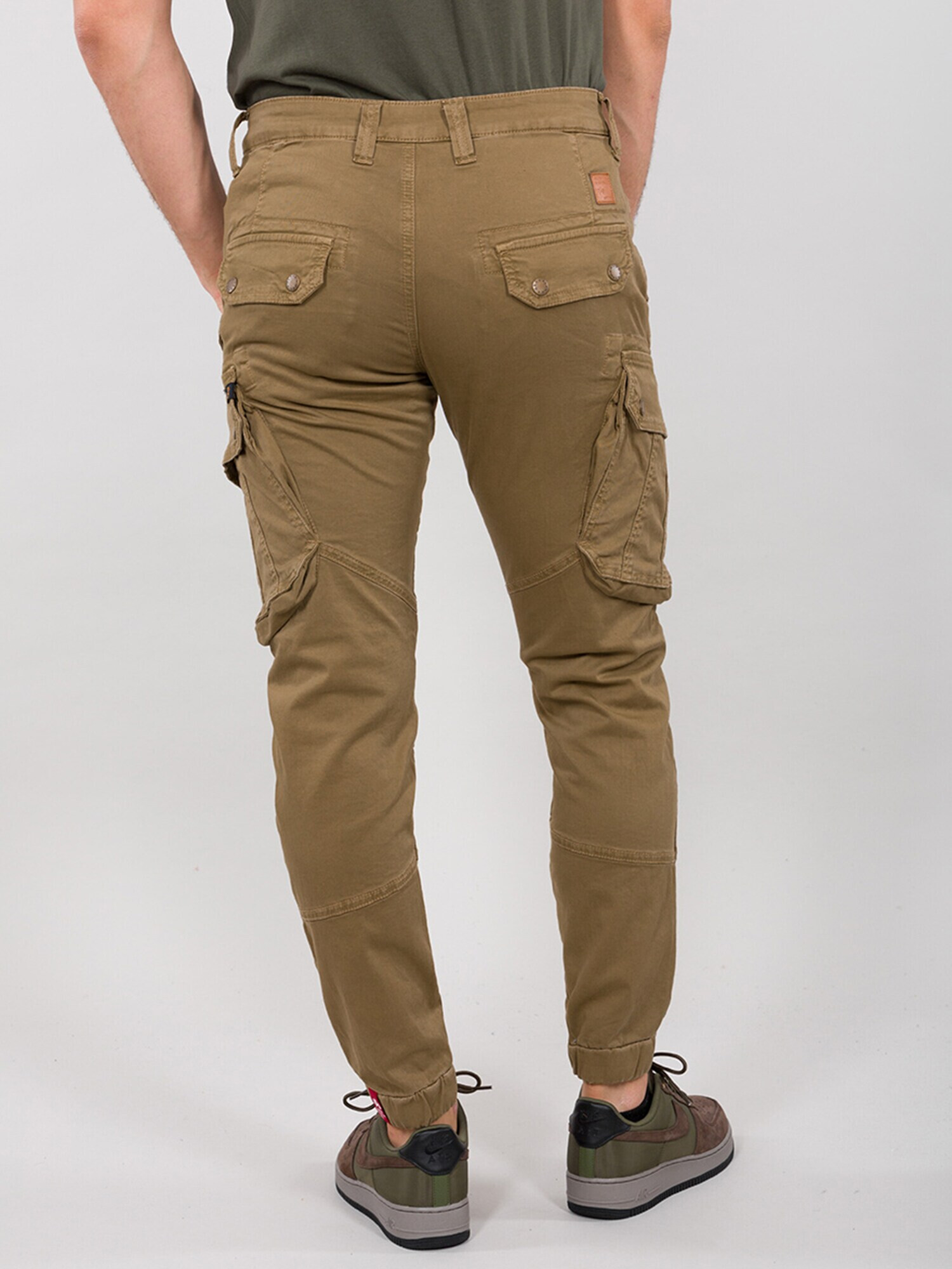 ALPHA INDUSTRIES Pantaloni cu buzunare 'Combat' kaki - Pled.ro