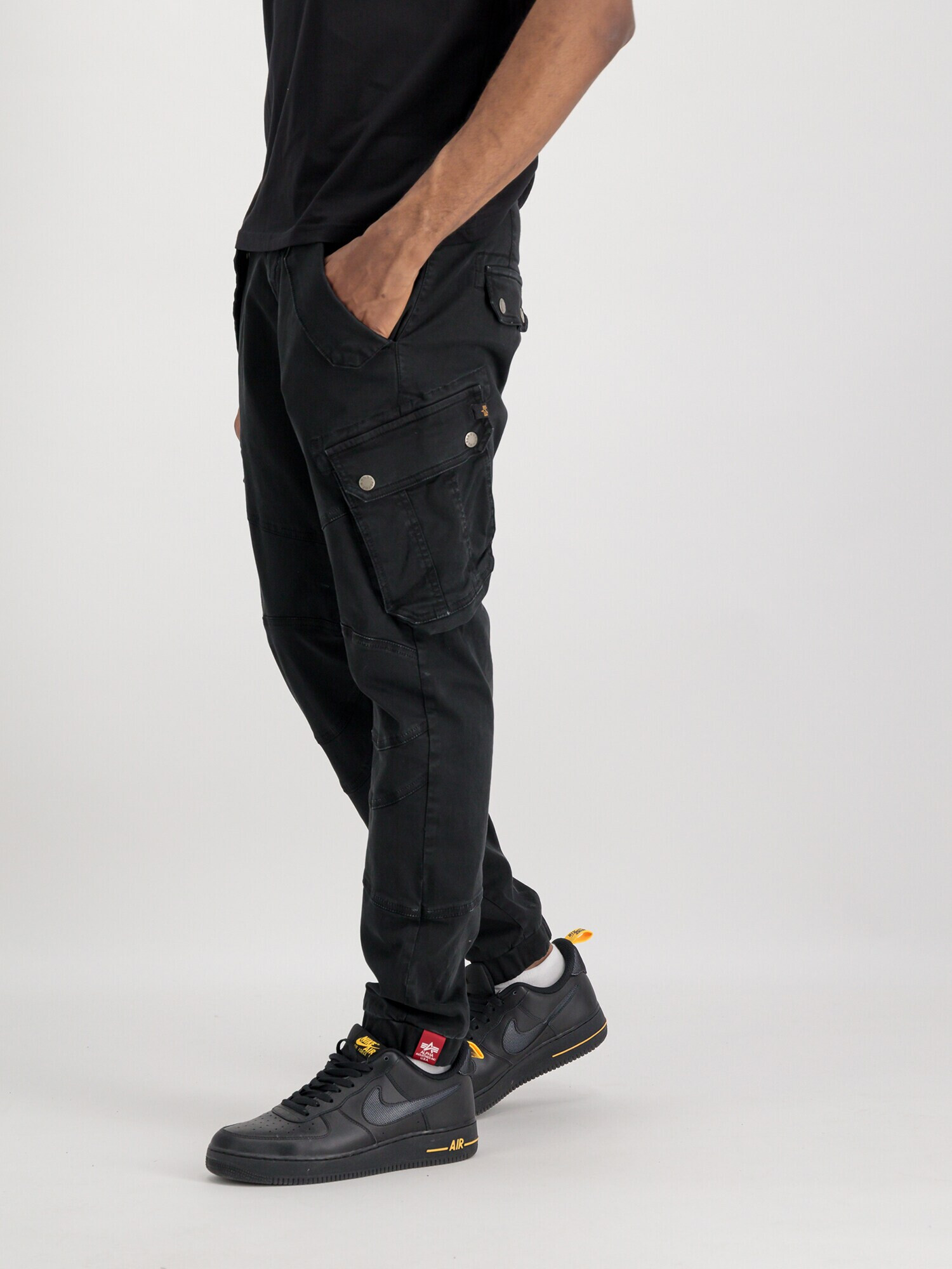 ALPHA INDUSTRIES Pantaloni cu buzunare 'Combat' negru - Pled.ro