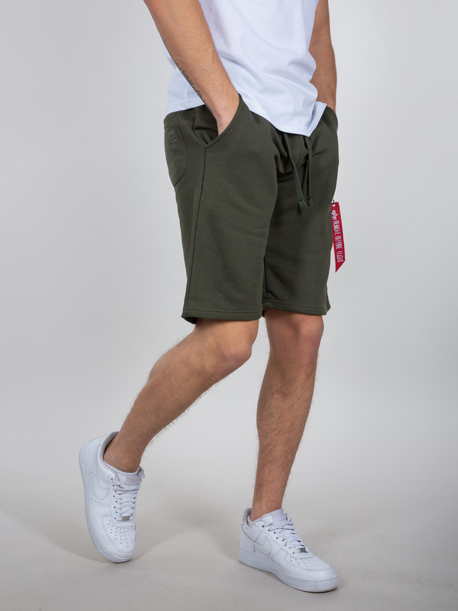 ALPHA INDUSTRIES Pantaloni verde / roșu / alb - Pled.ro