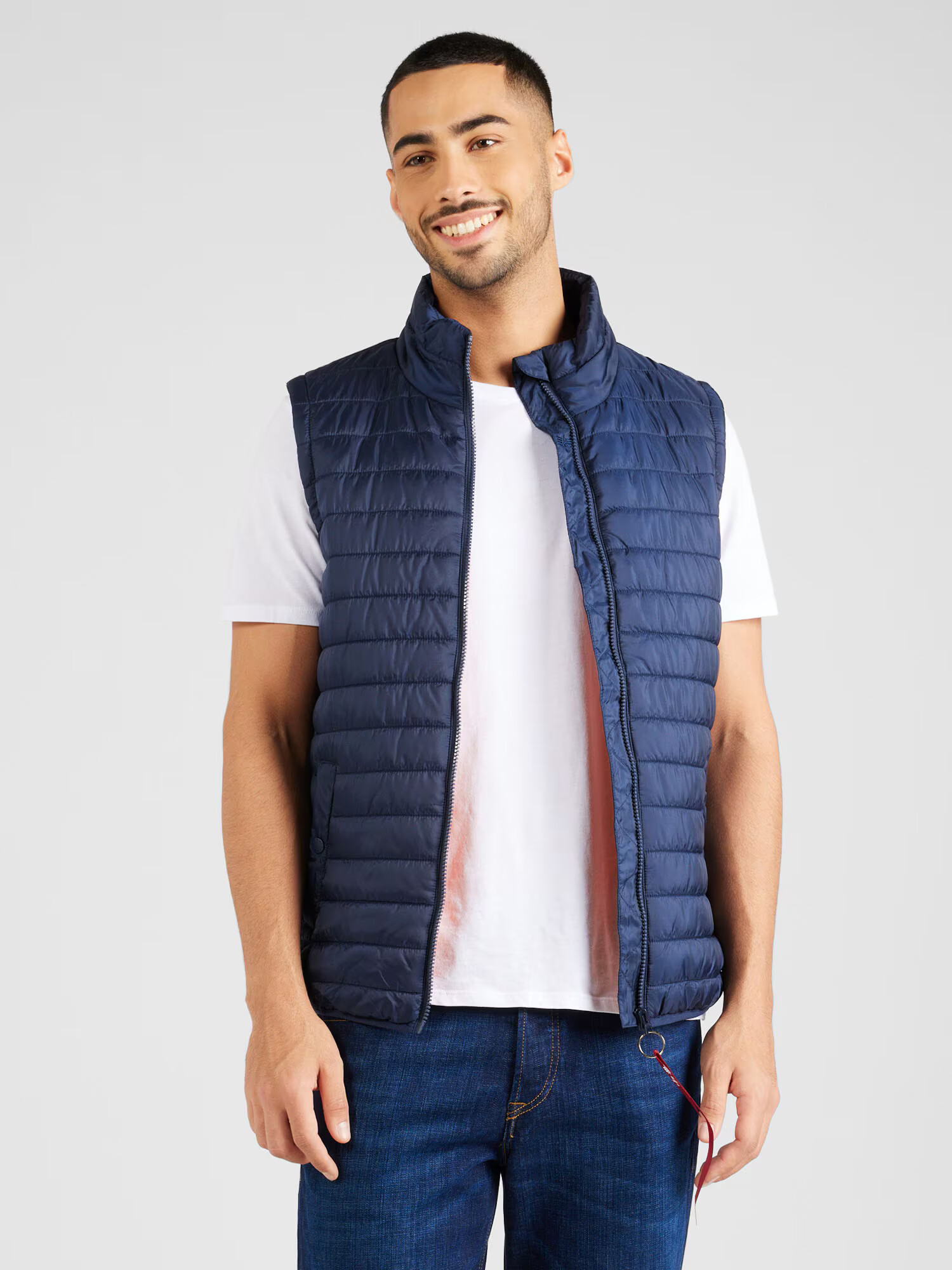 ALPHA INDUSTRIES Vestă bleumarin / roșu / negru / alb - Pled.ro