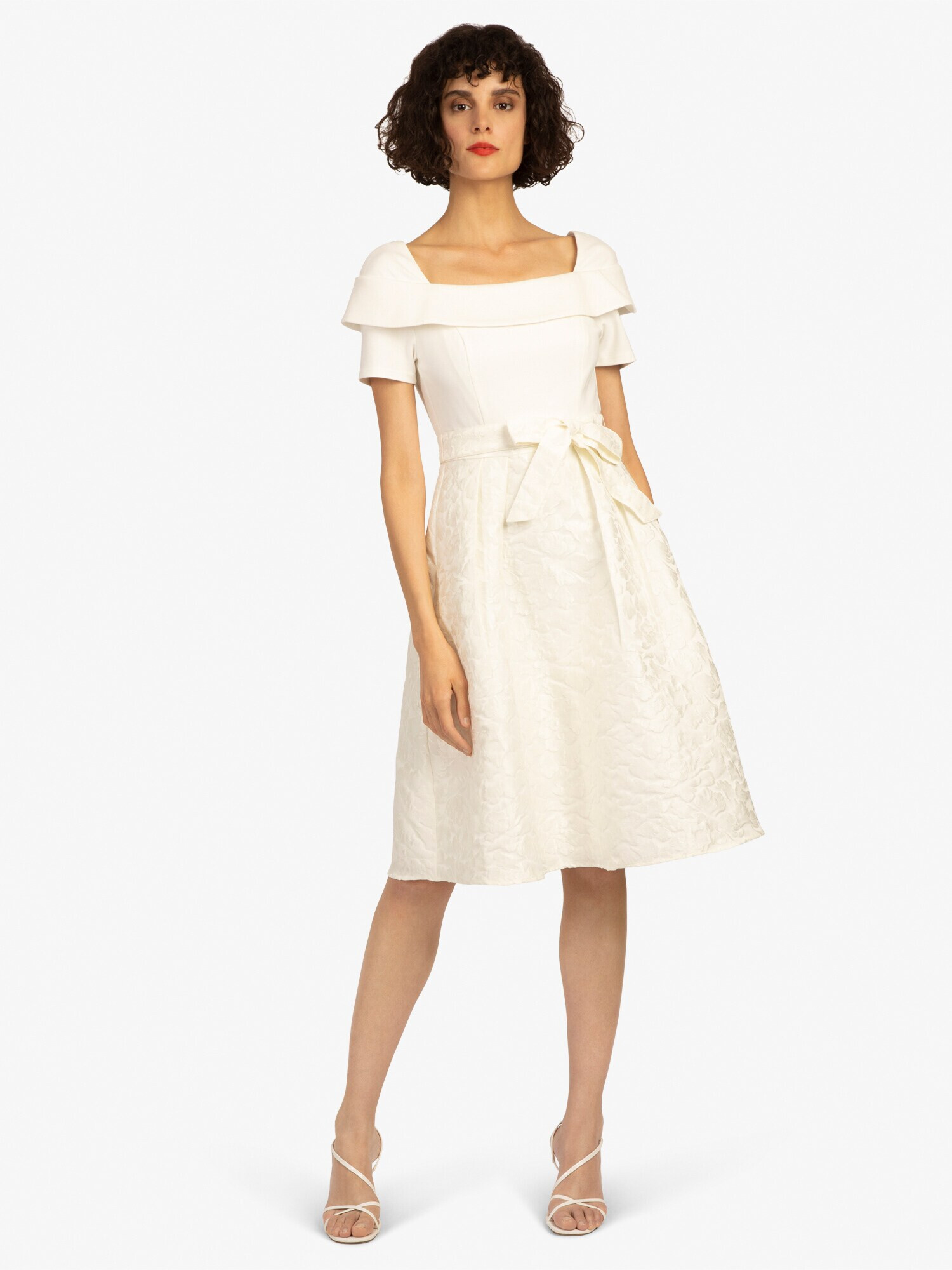 APART Rochie de cocktail crem - Pled.ro