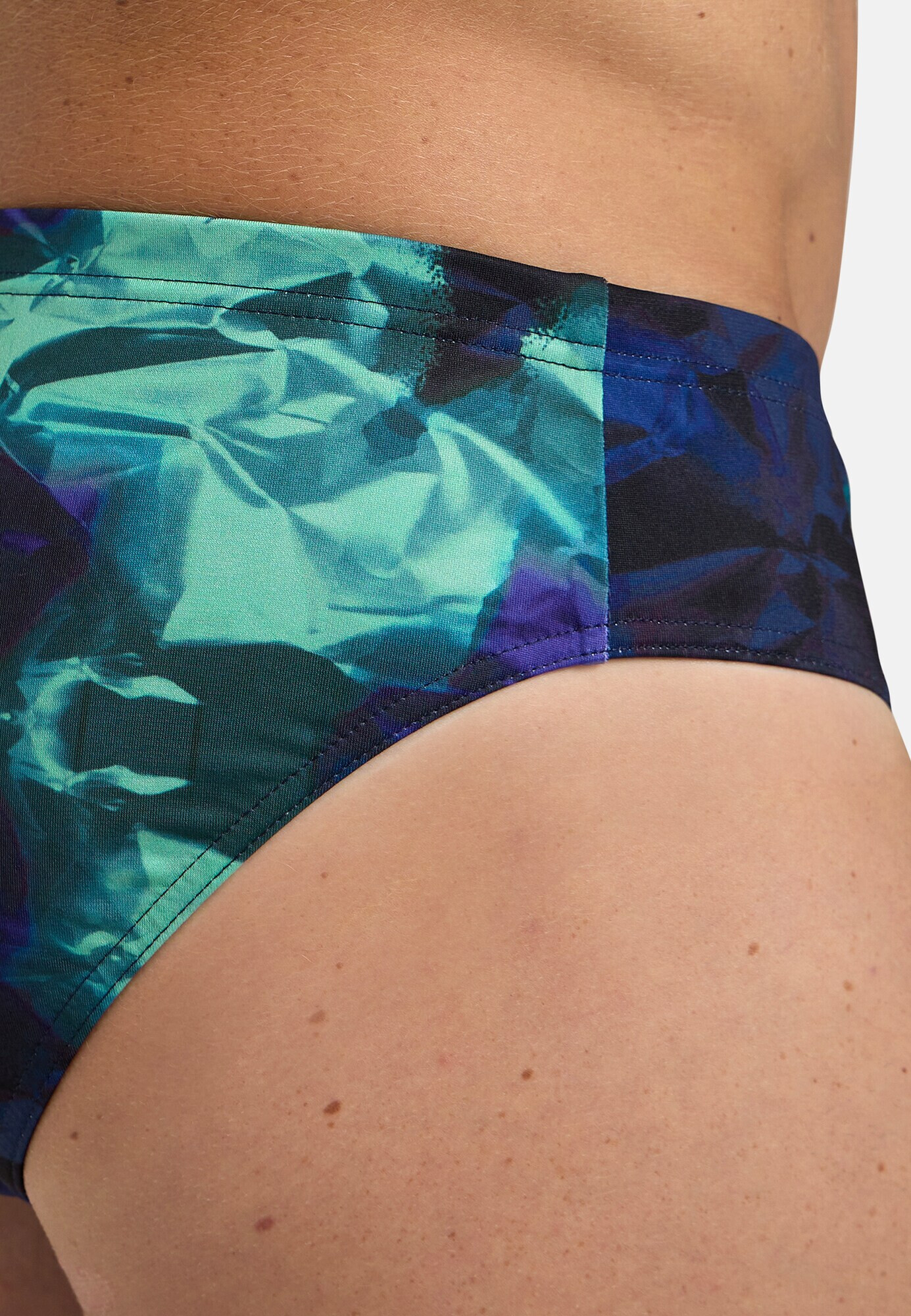 ARENA Pantaloni de baie 'HERO CAMO SWIM BRIEF' albastru / turcoaz / albastru aqua - Pled.ro