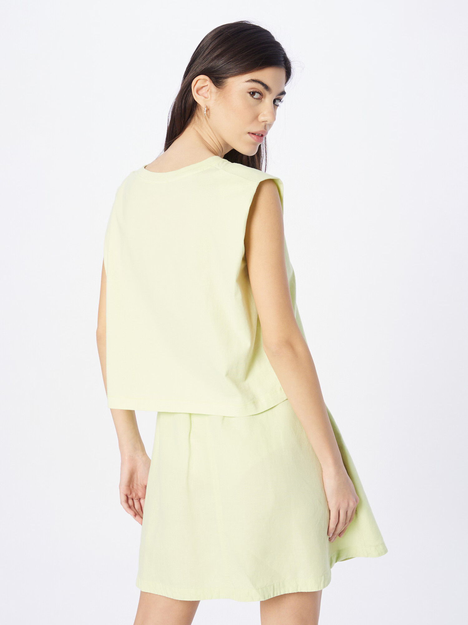 ARMEDANGELS Top 'Madia' verde pastel - Pled.ro