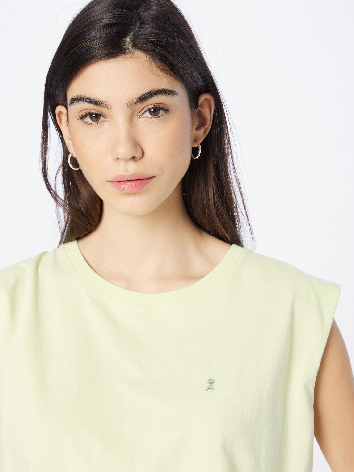 ARMEDANGELS Top 'Madia' verde pastel - Pled.ro