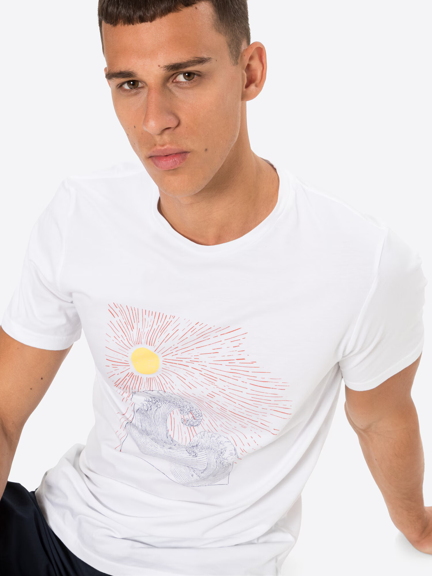 ARMEDANGELS Tricou 'JAAMES SUN WAVES' albastru porumbel / galben / roșu / alb - Pled.ro